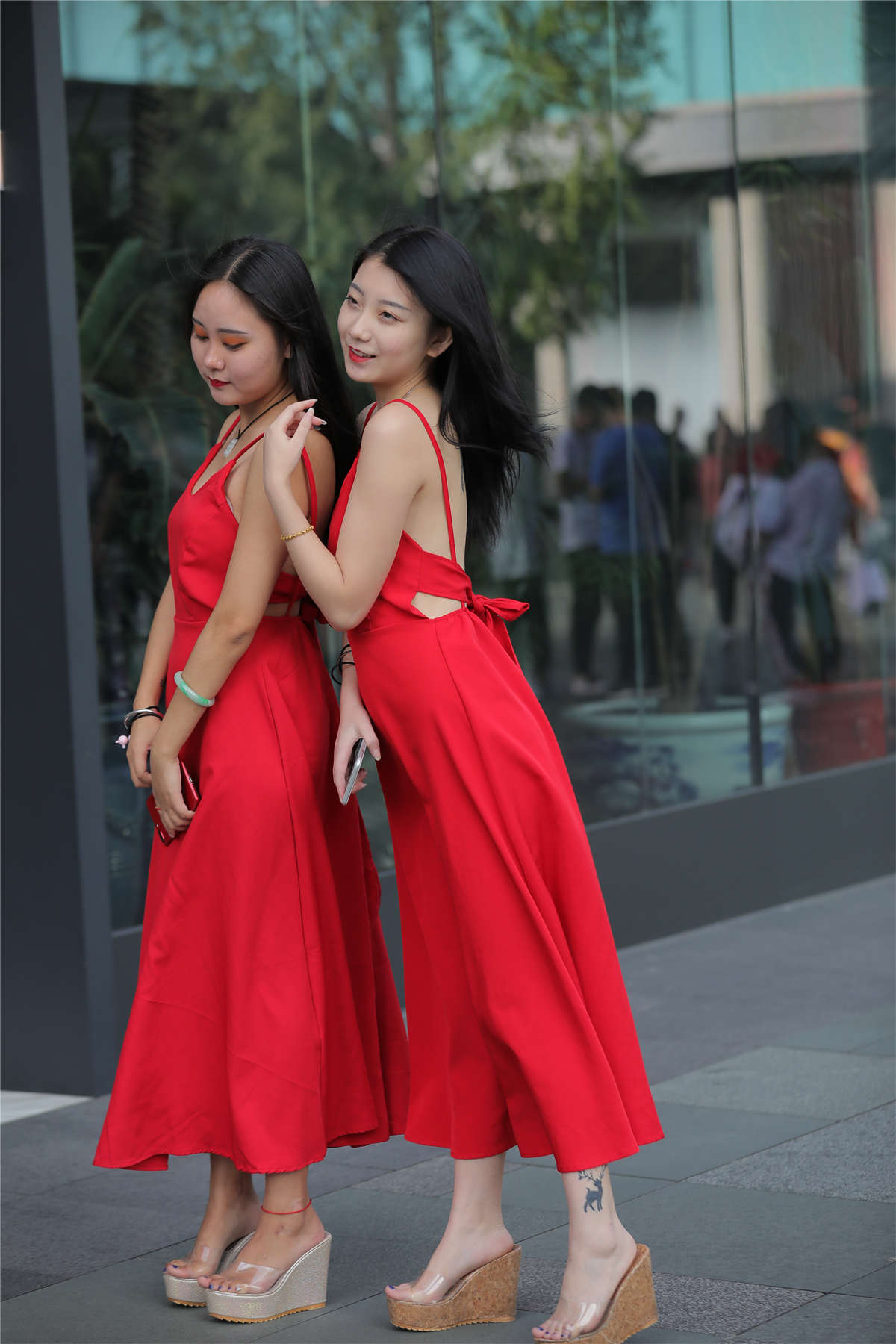 图片[2]-一袭红裙-日更街拍