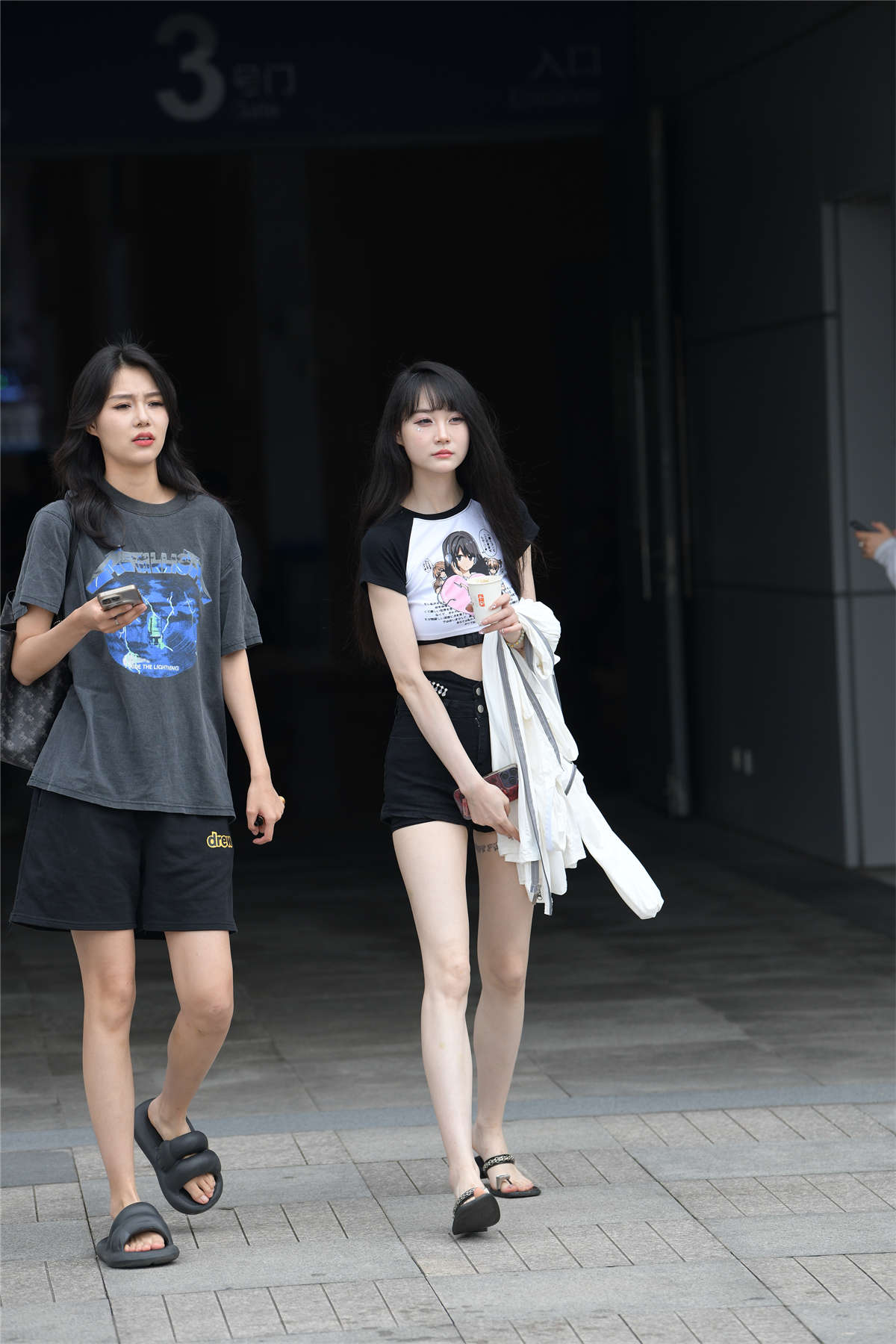 图片[2]-简单好看的青春-日更街拍