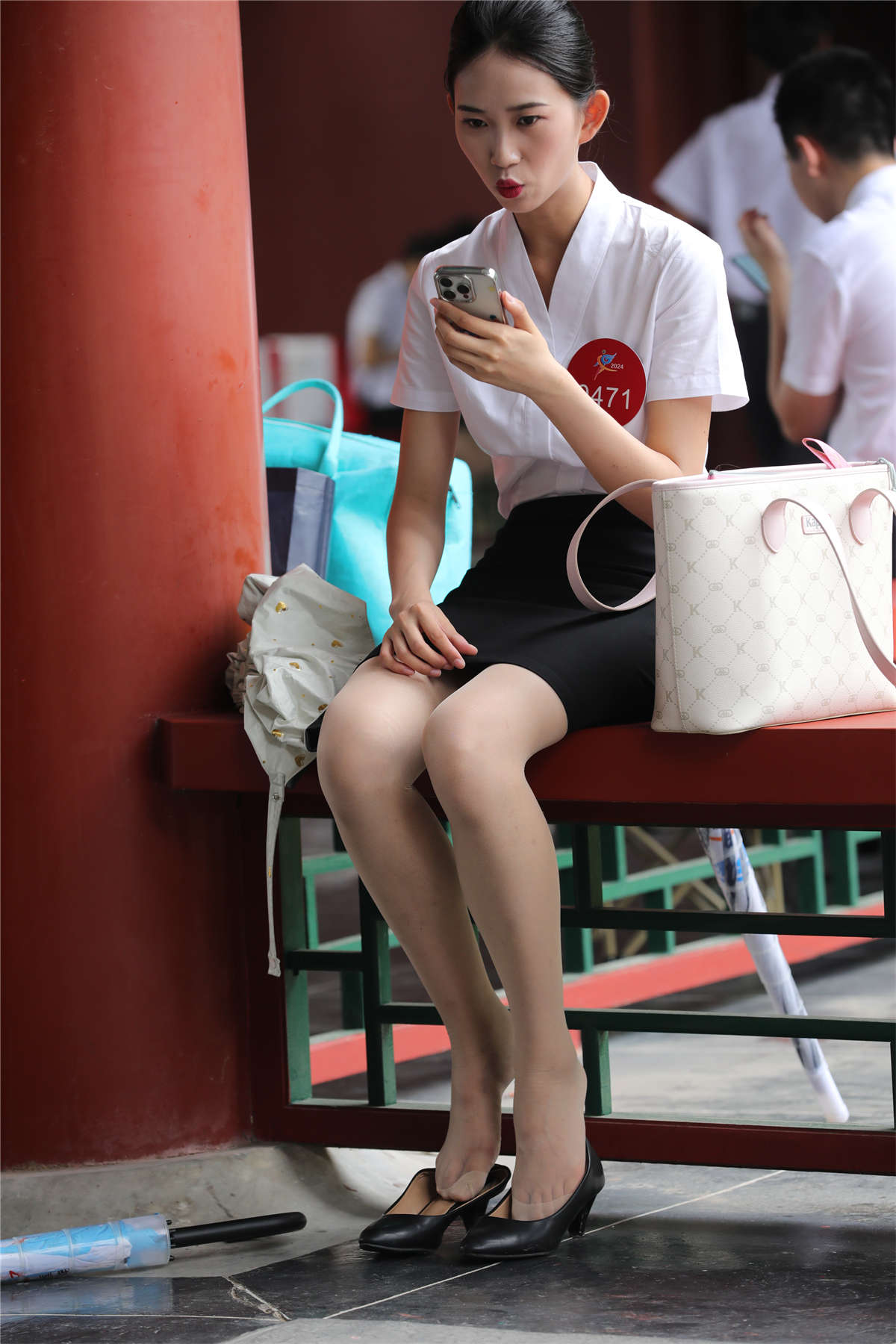 图片[2]-衬衫黑裙-日更街拍