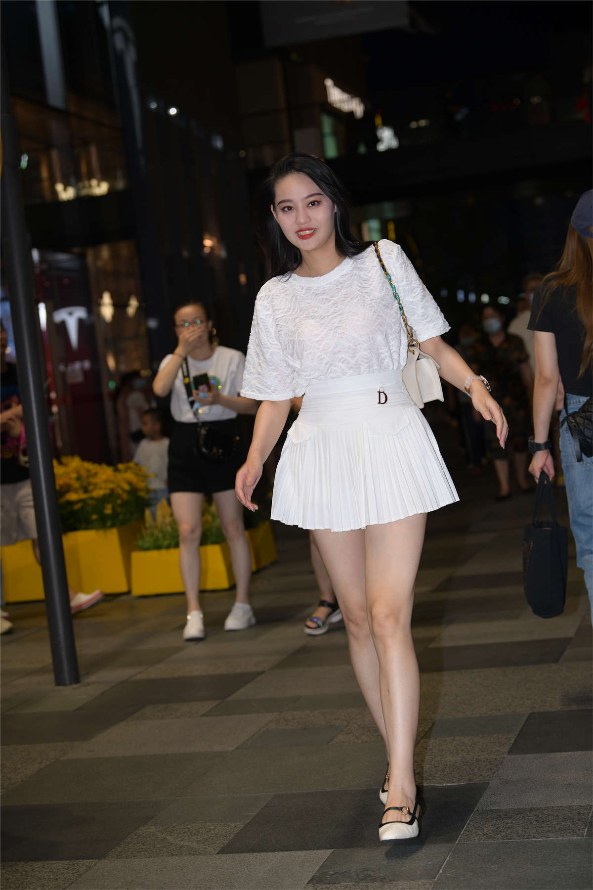 图片[2]-青春白色百褶裙-日更街拍