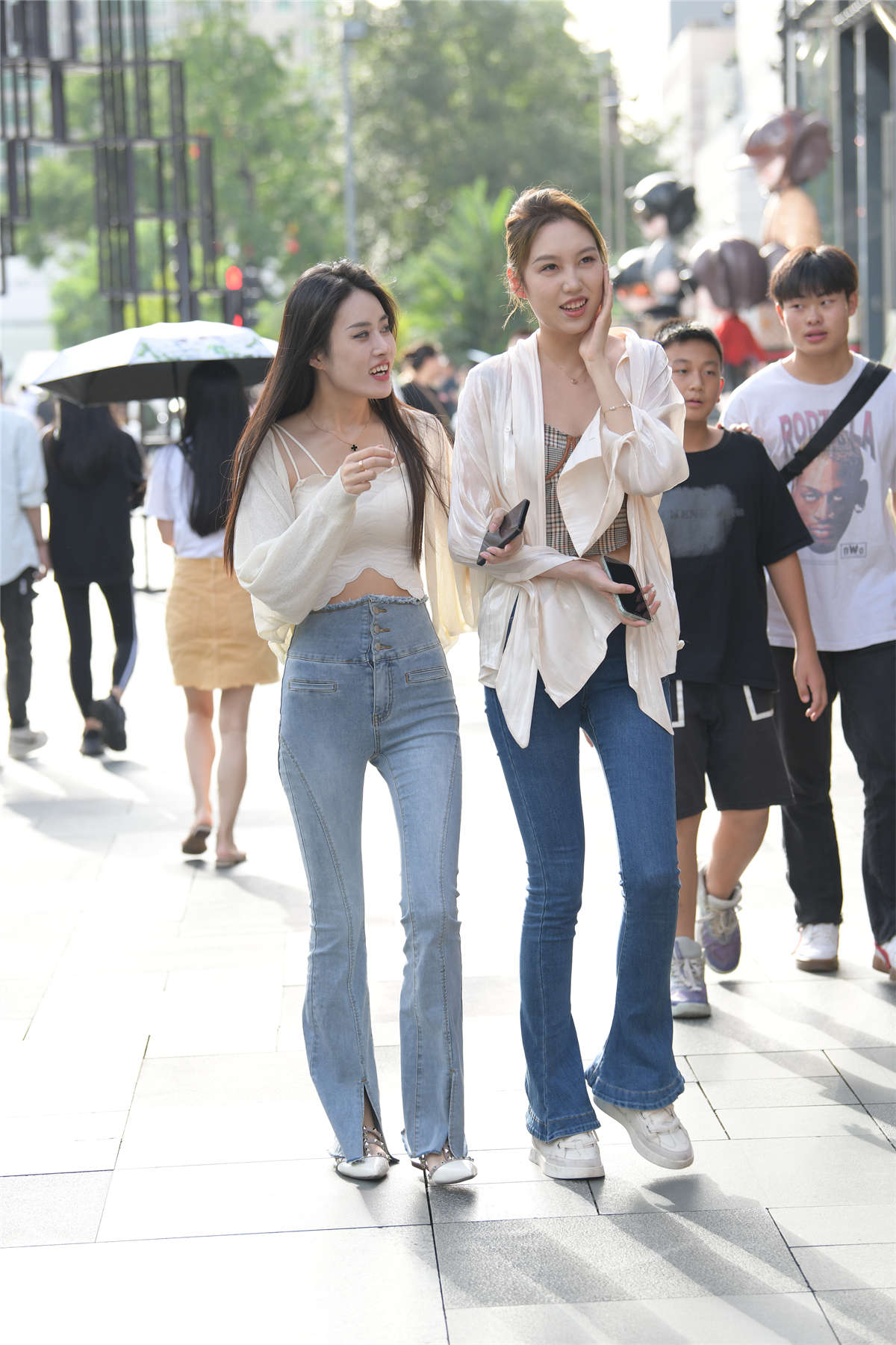 图片[2]-骨感青春牛仔裤-日更街拍