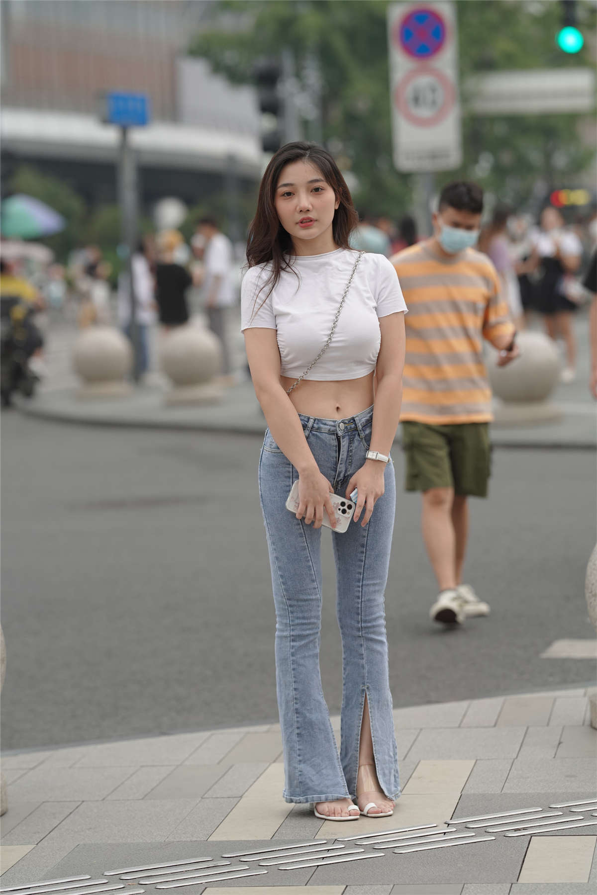 图片[2]-蓝色紧牛翘臀美胸美背-日更街拍