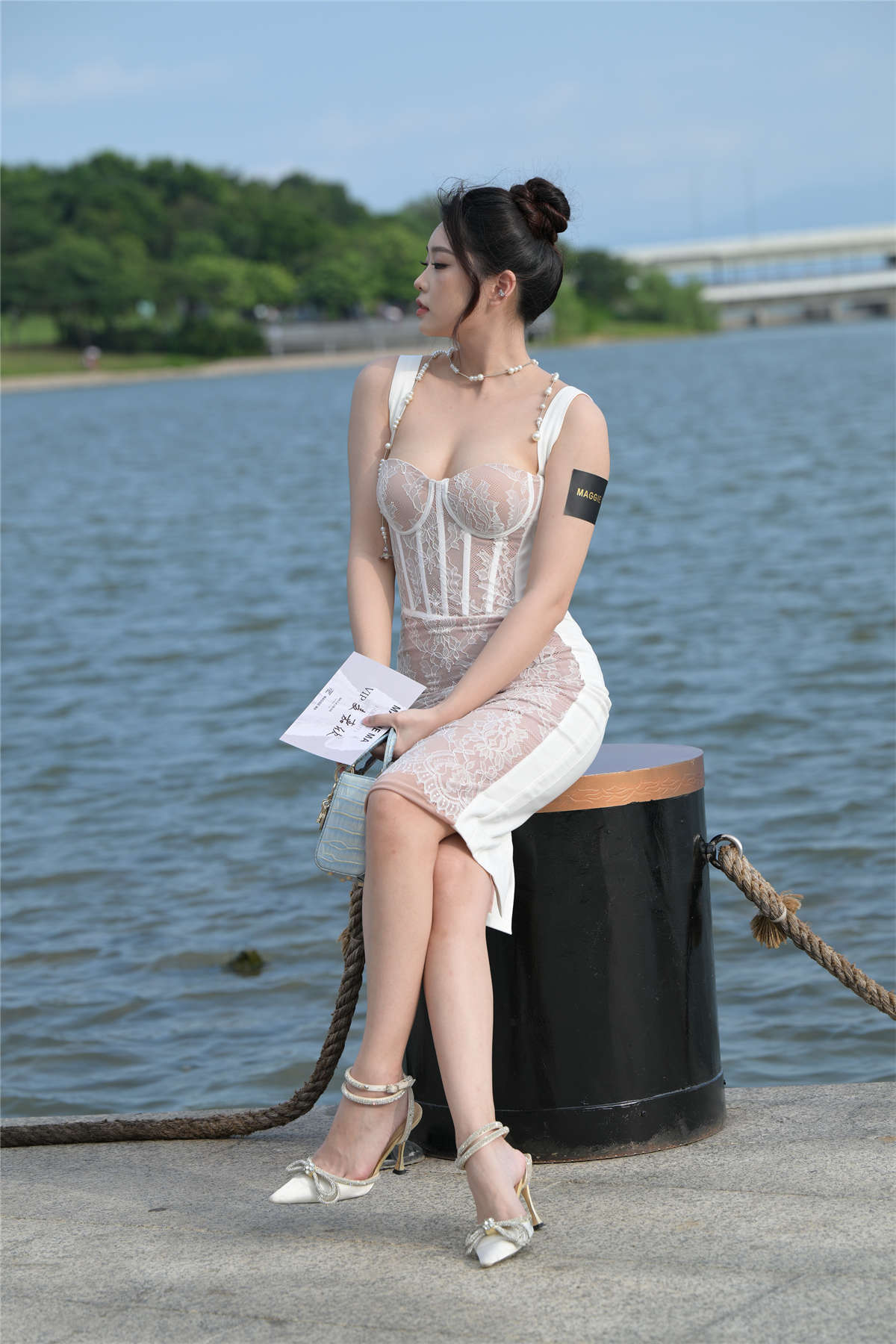 图片[2]-性感礼服女神-日更街拍