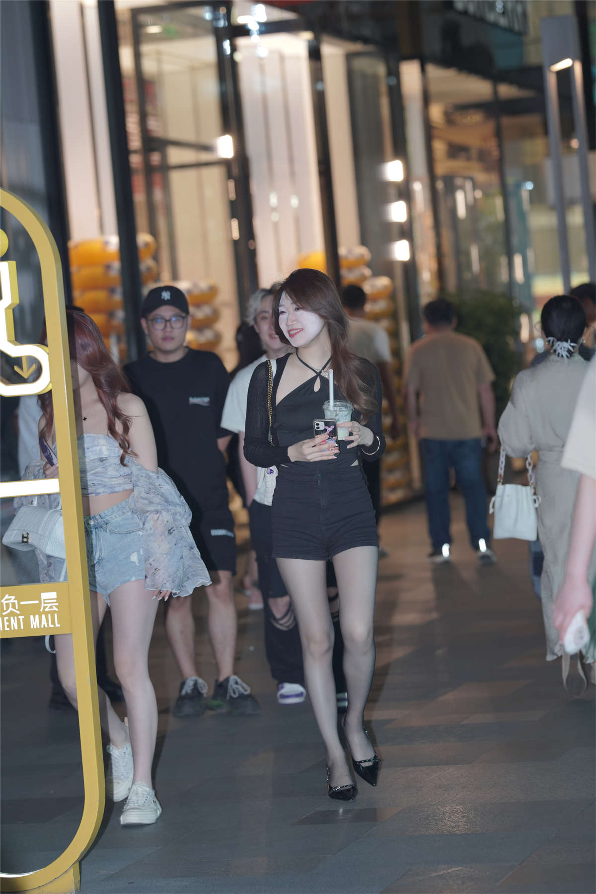 图片[2]-简单魅力高挑-日更街拍