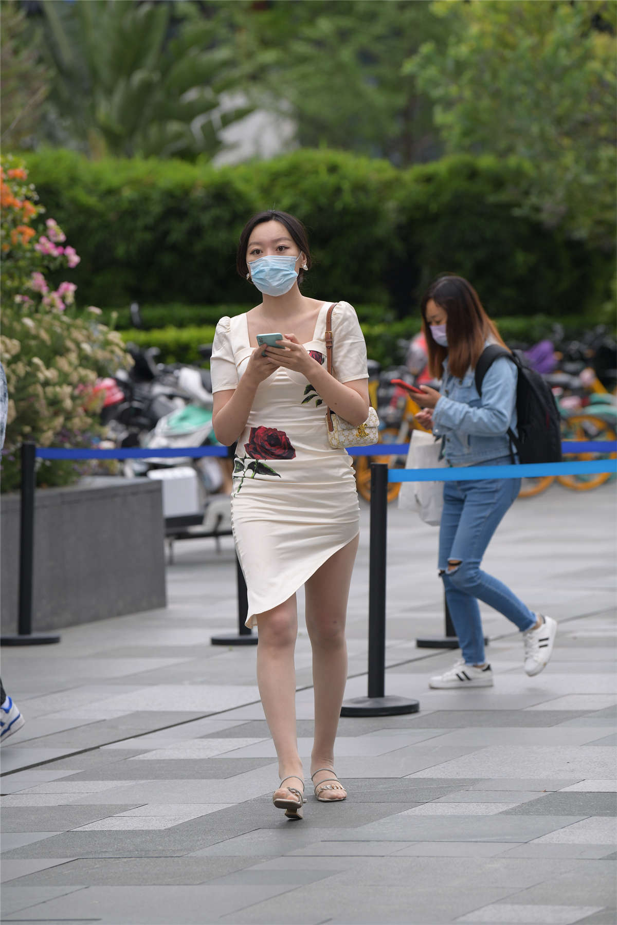 图片[2]-白色连衣裙-日更街拍