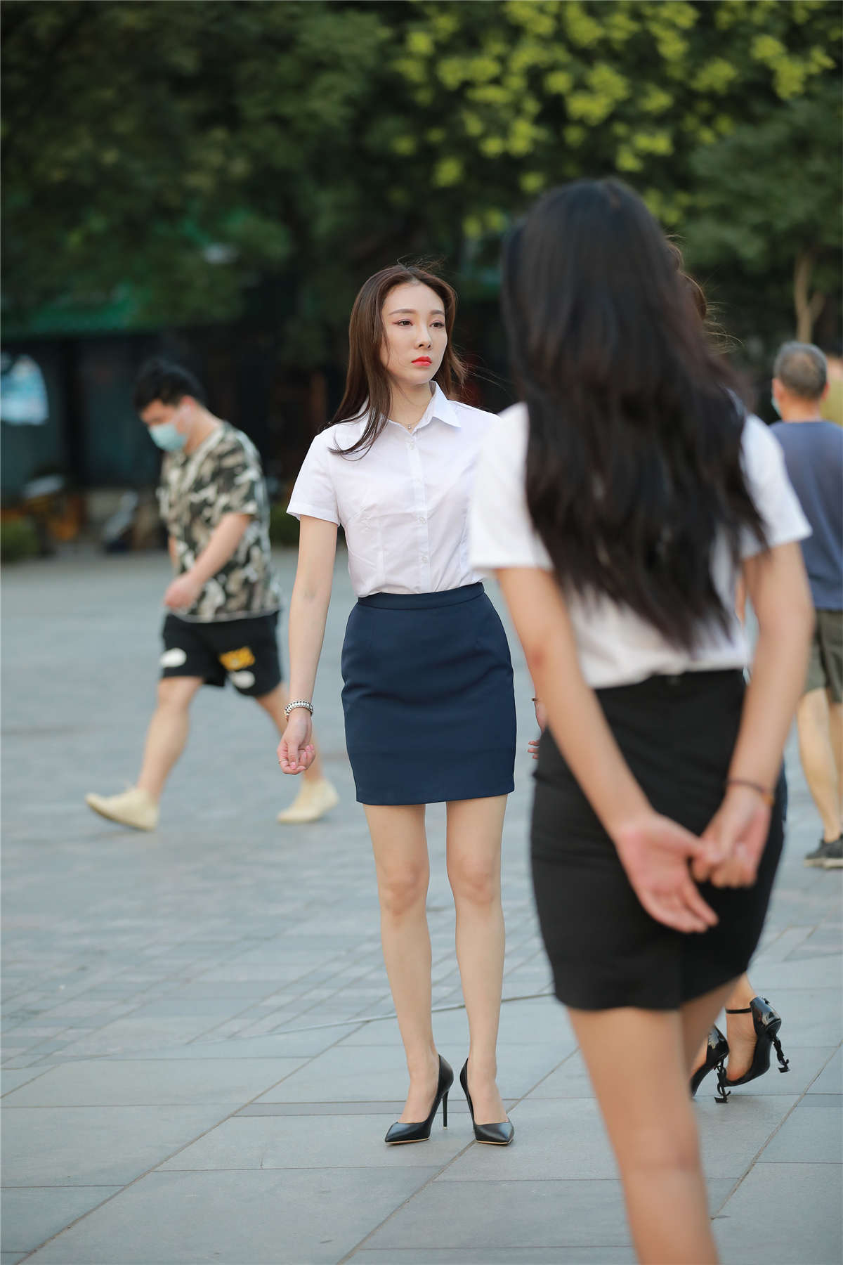 图片[2]-黑白搭配OL-日更街拍