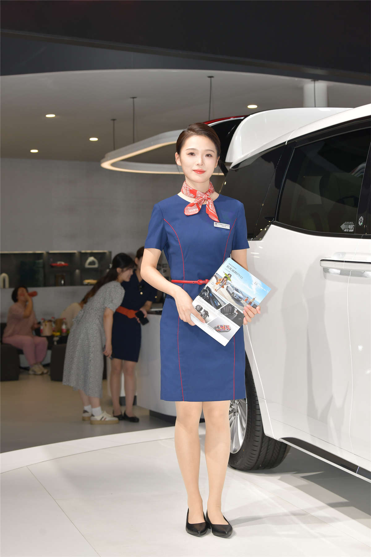 图片[2]-蓝色长裙-日更街拍