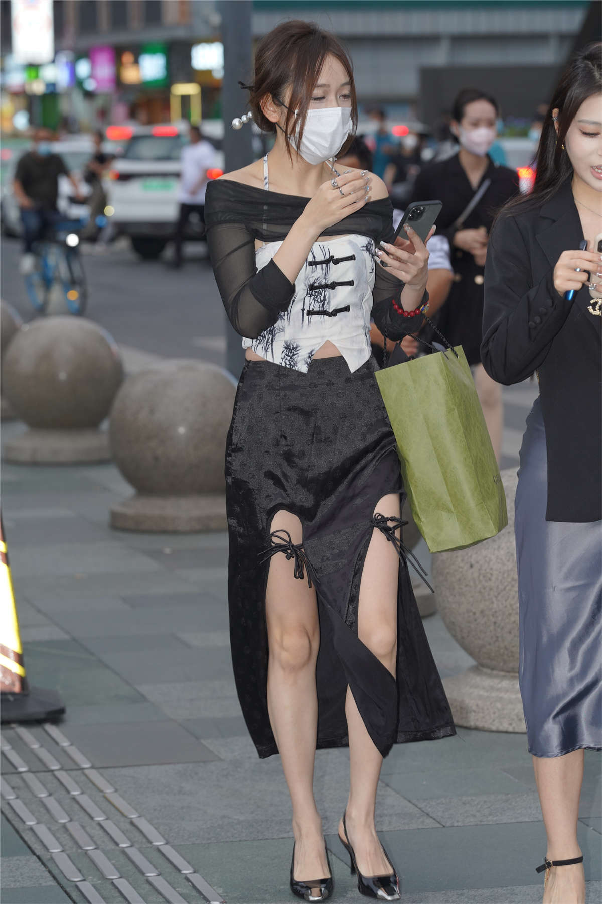 图片[2]-精致靓丽闺蜜-日更街拍