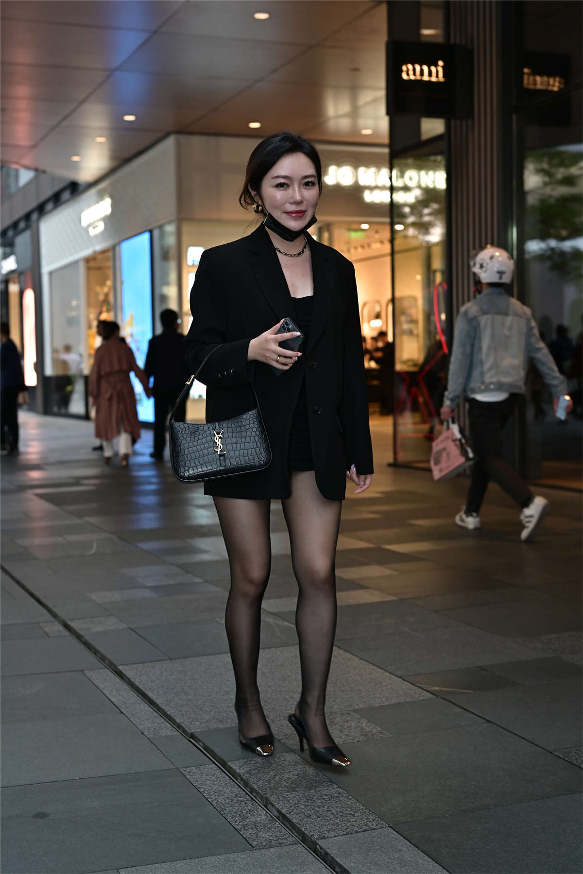 黑色系西装外套-日更街拍