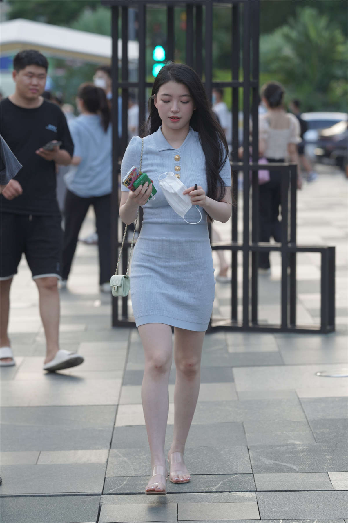 甜美蓝色针织裙-日更街拍