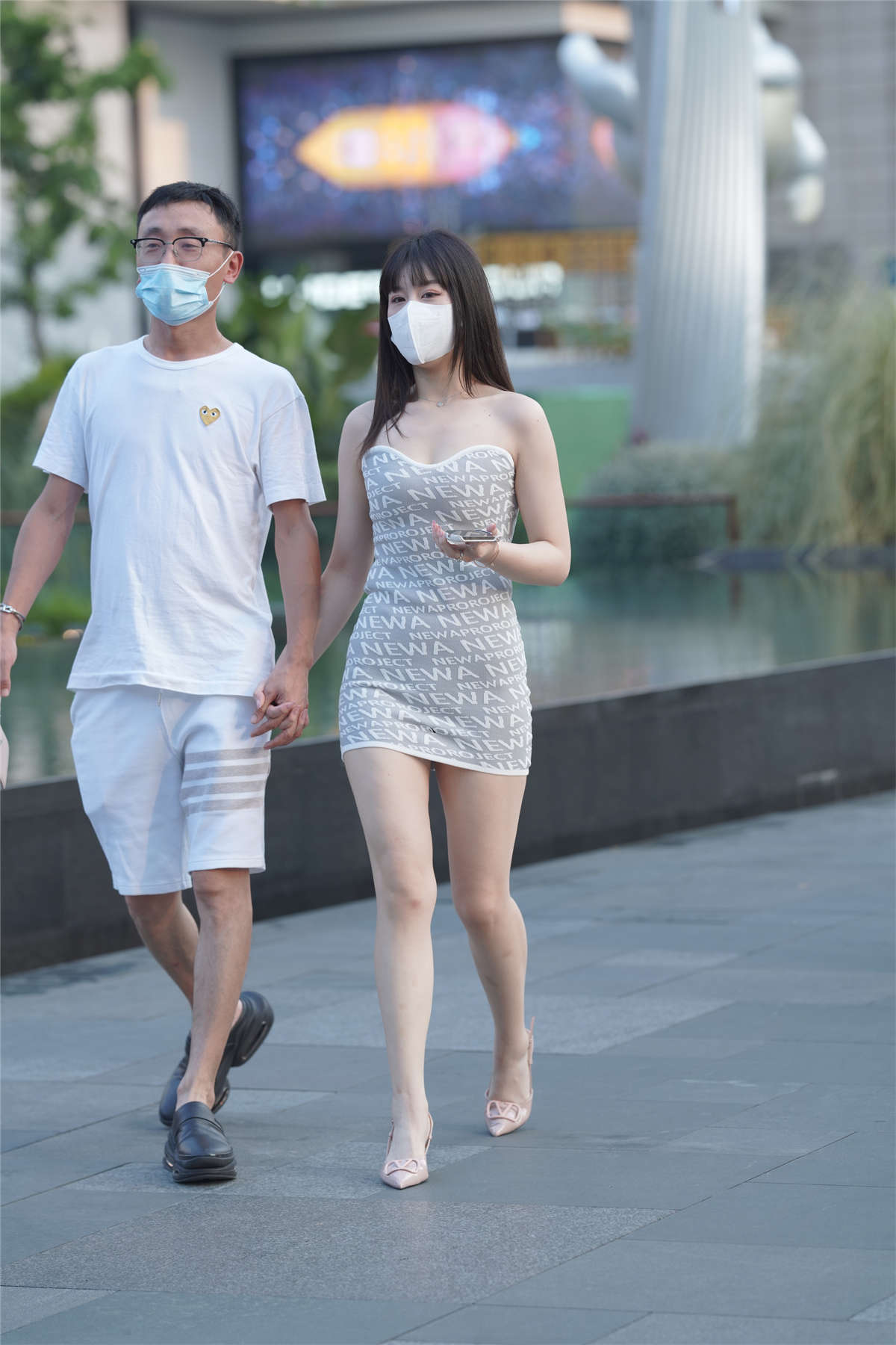 性感修身裙-日更街拍