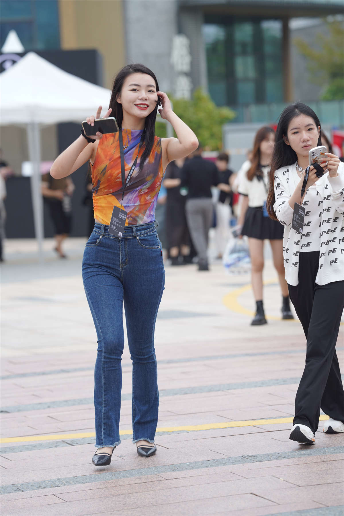 图片[2]-甜美牛仔裤-日更街拍