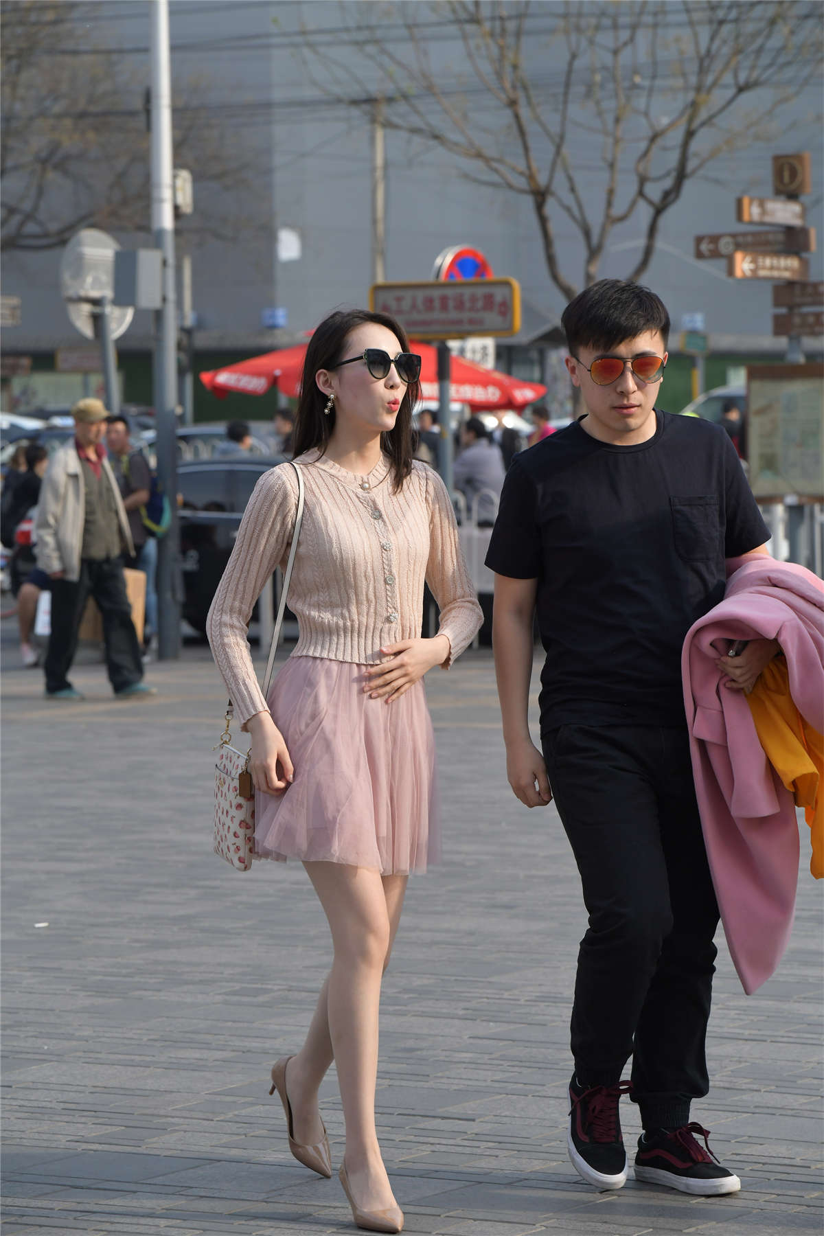 图片[2]-粉色系魅力减龄-日更街拍