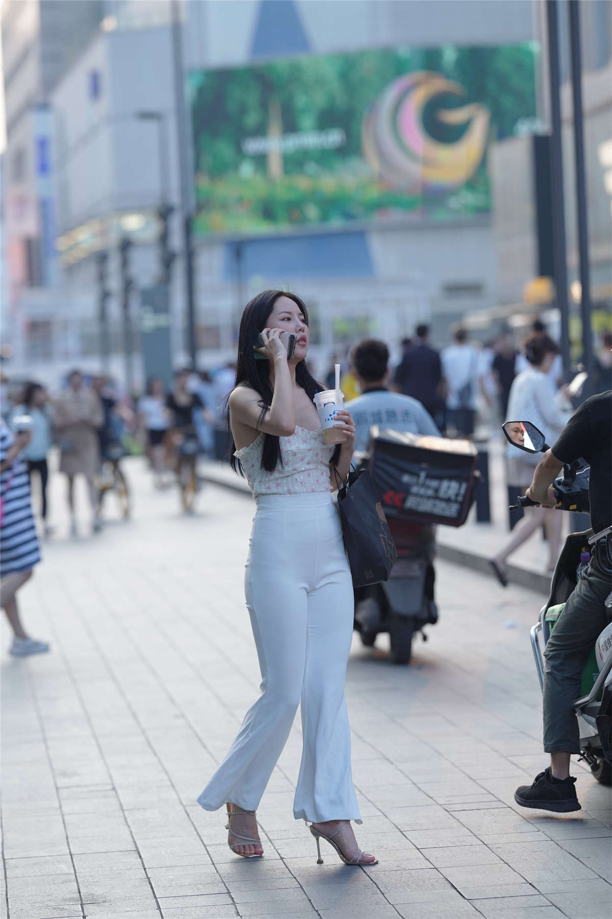 图片[2]-恬静优雅白色系-日更街拍