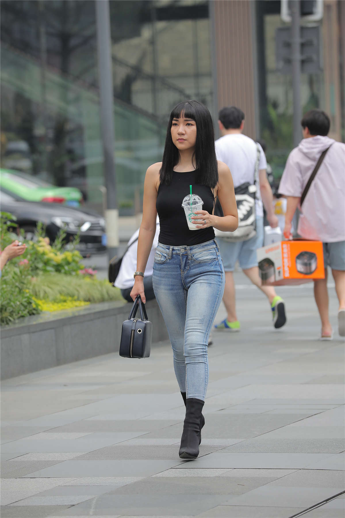 帅气短靴牛仔-日更街拍