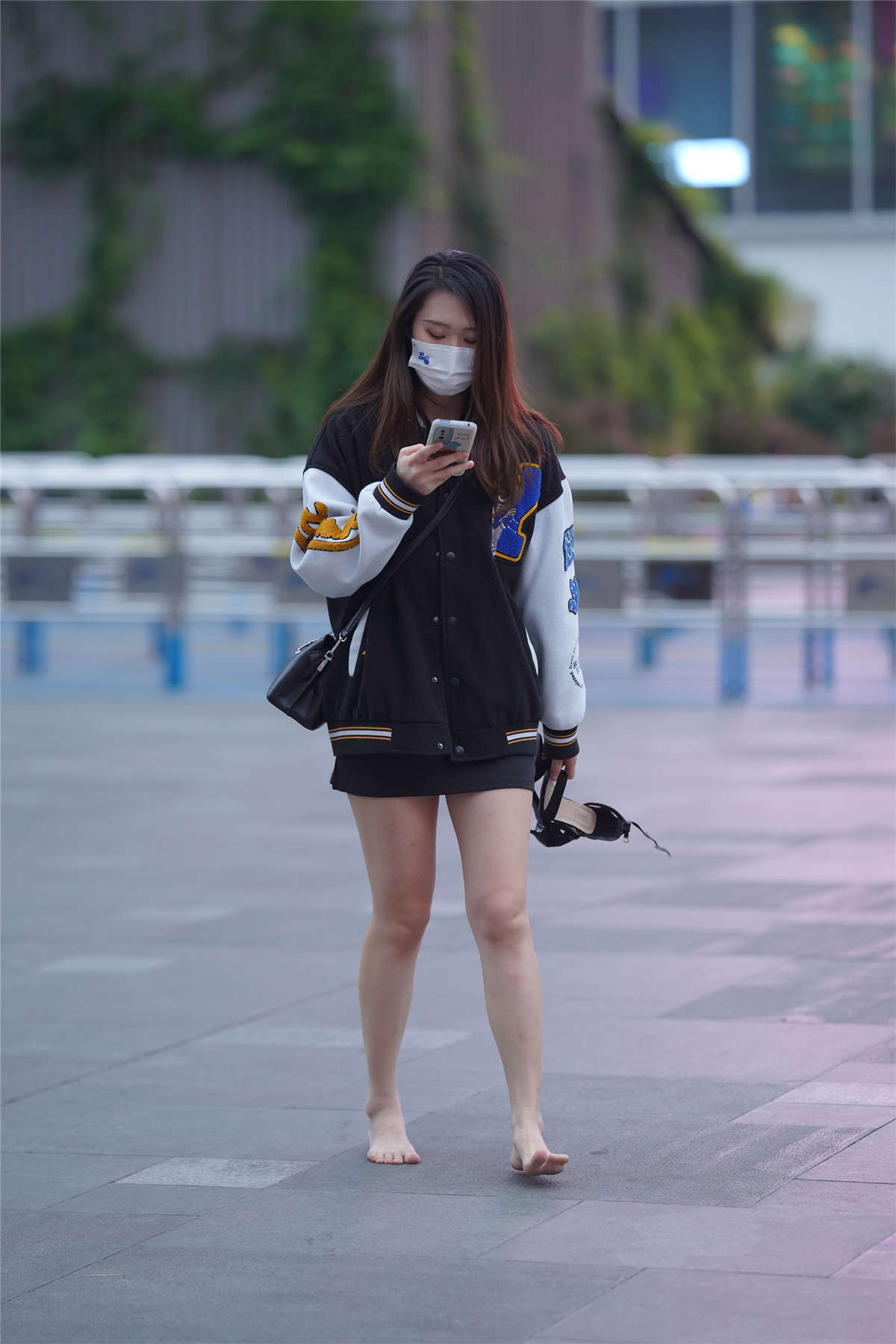 图片[2]-是鞋子不舒服吗-日更街拍