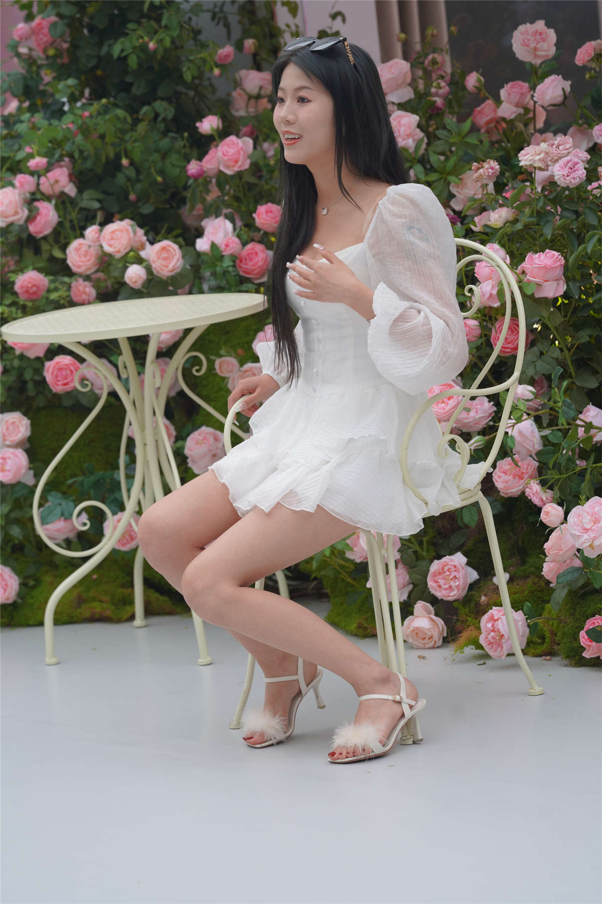 图片[2]-镂空连衣裙-日更街拍