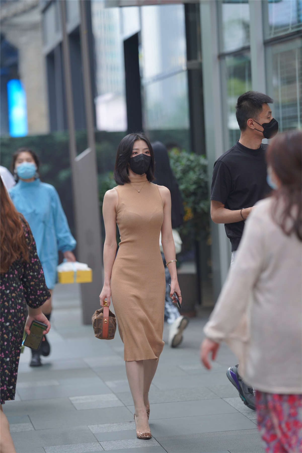 图片[2]-性感包臀裙美眉-日更街拍