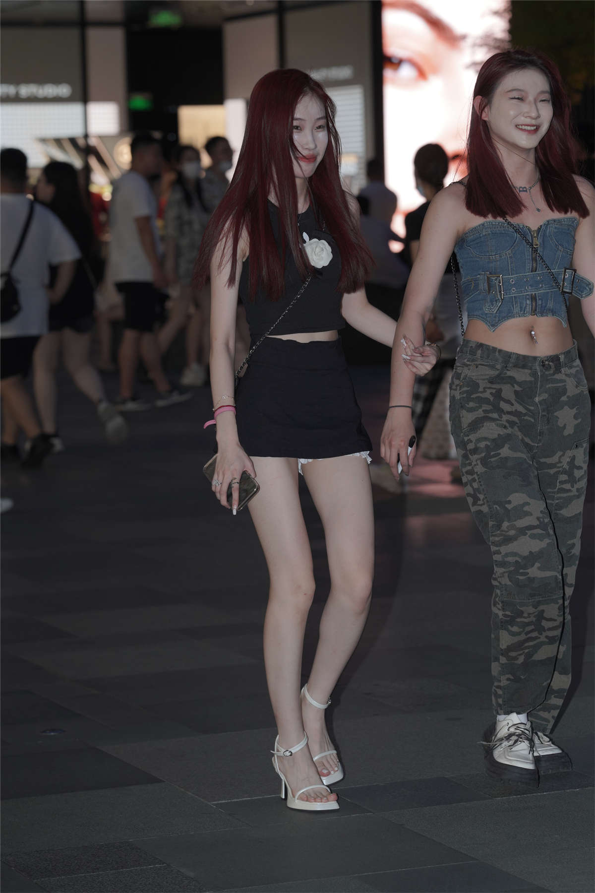 图片[2]-美腿闺蜜-日更街拍