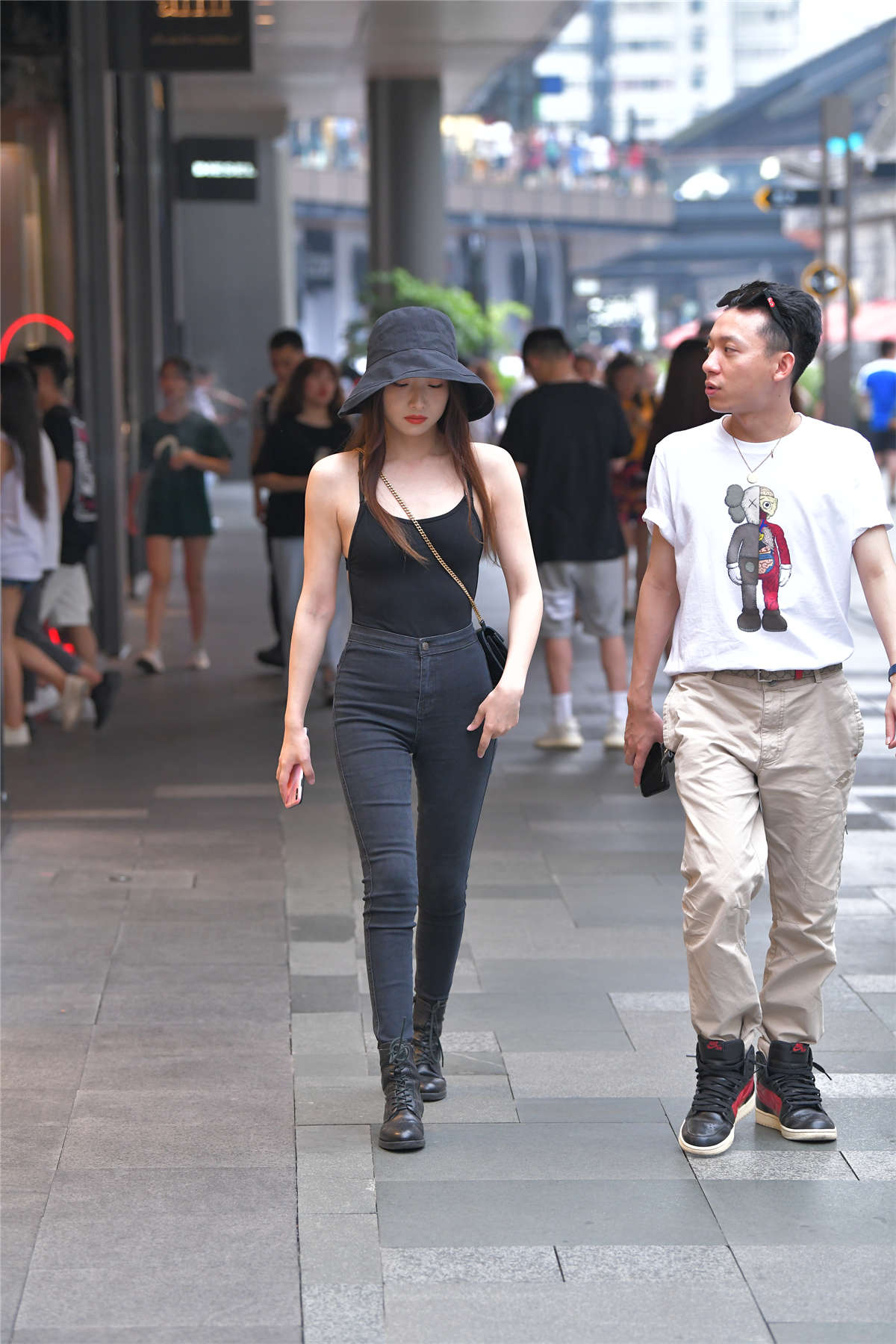 图片[2]-帅气牛仔搭配-日更街拍