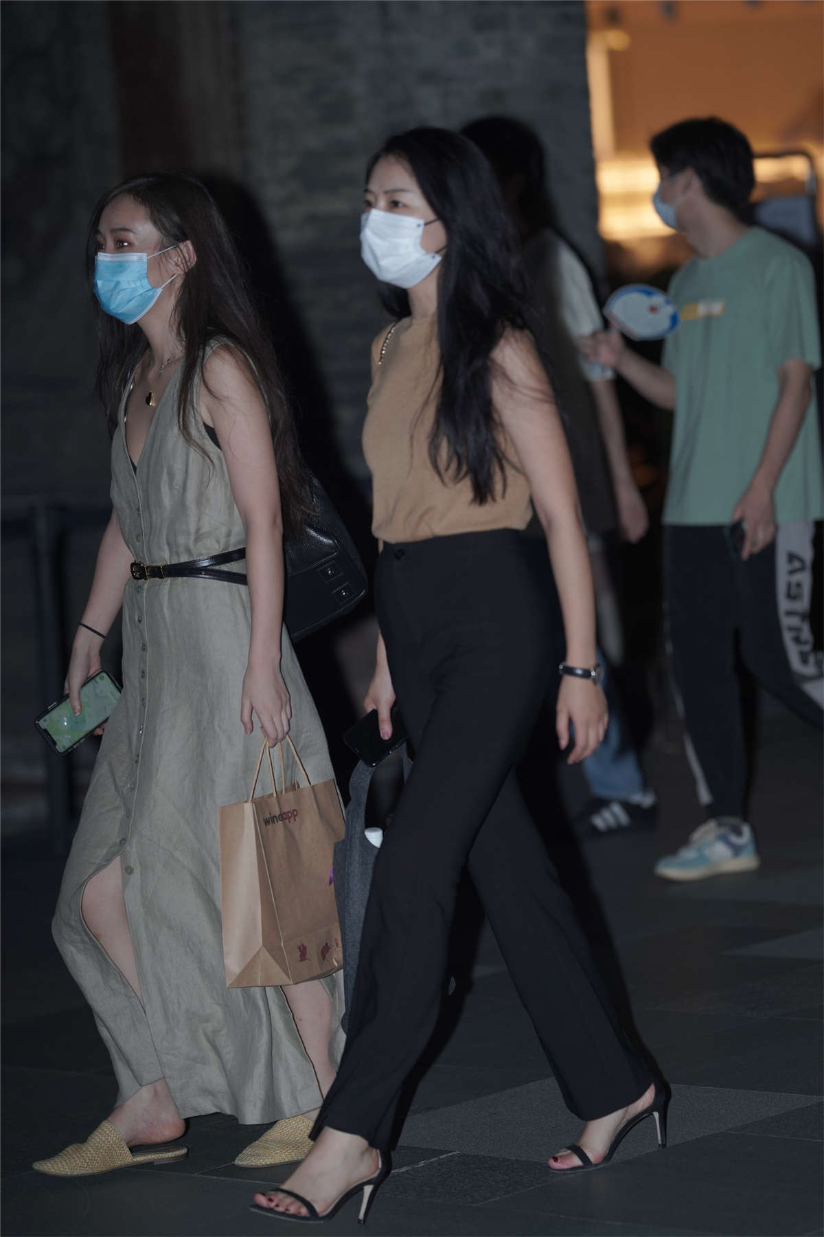 温婉气质美女-日更街拍