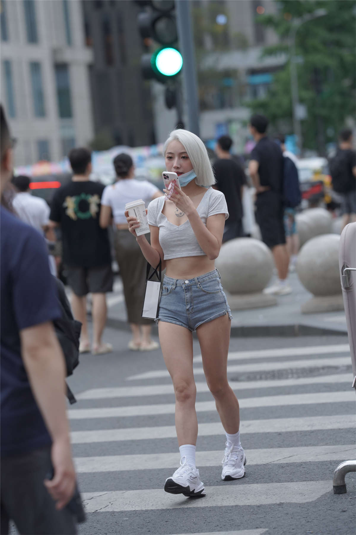 简单活力短裤-日更街拍