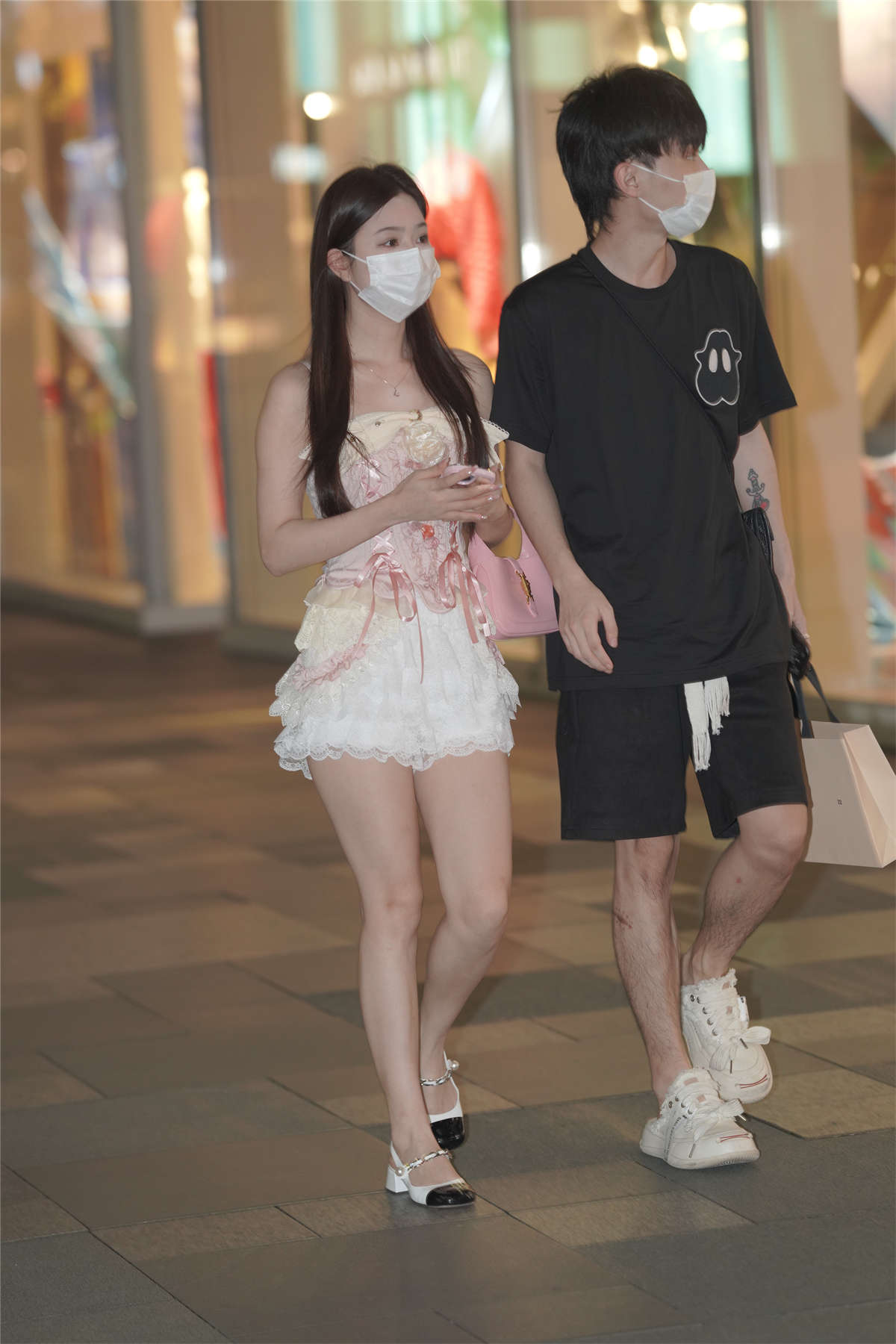 图片[2]-包臀裙美腿女友-日更街拍