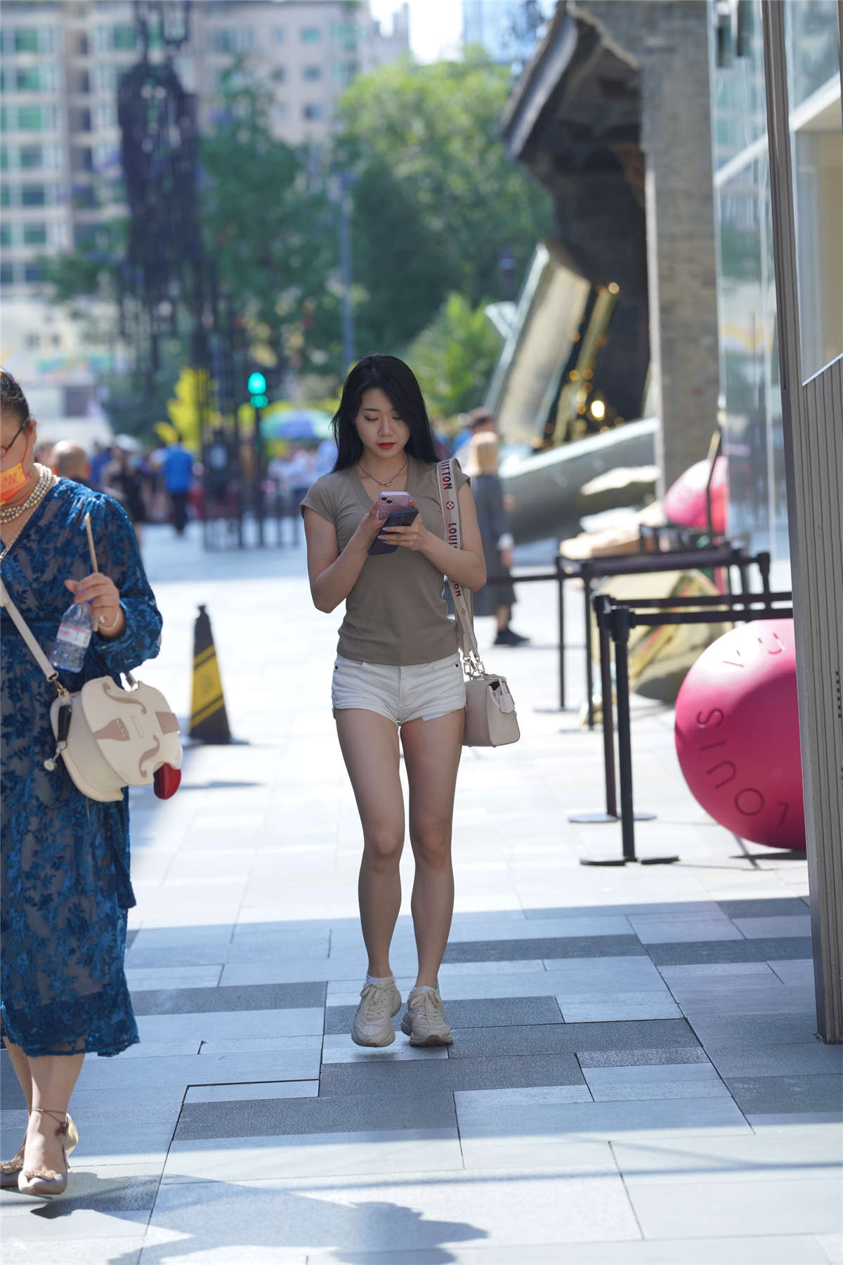 图片[2]-邻家甜美可爱女孩-日更街拍