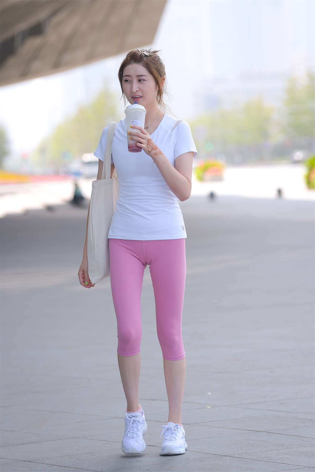 图片[2]-活力瑜伽运动装-日更街拍