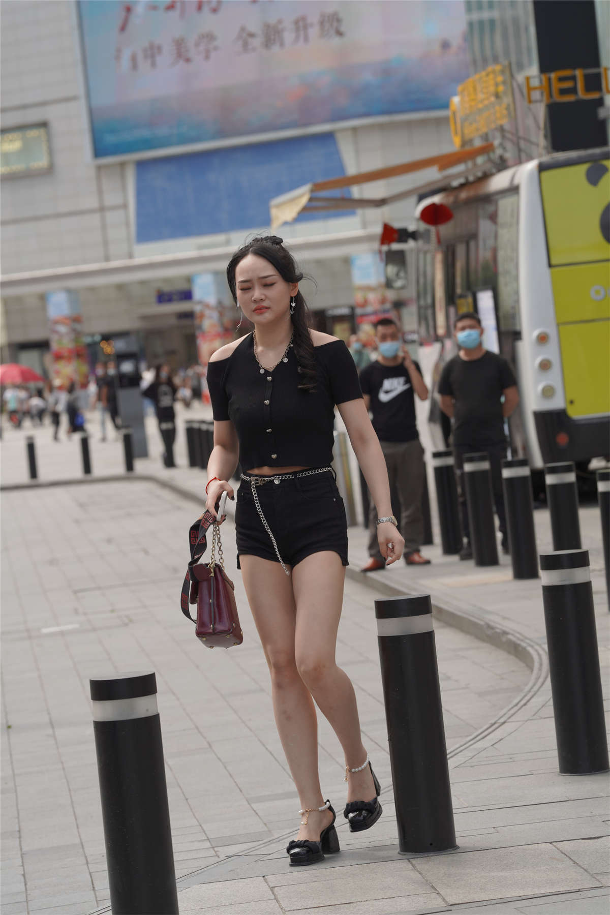 图片[2]-简单复古短裤-日更街拍