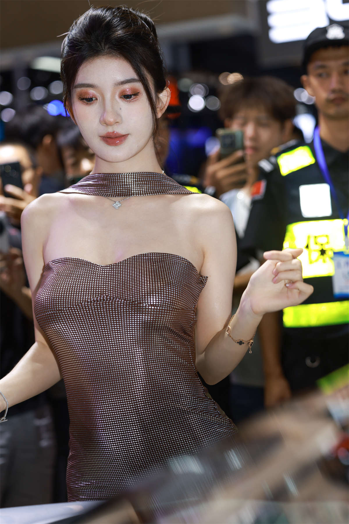 图片[2]-精致抹胸裙-日更街拍