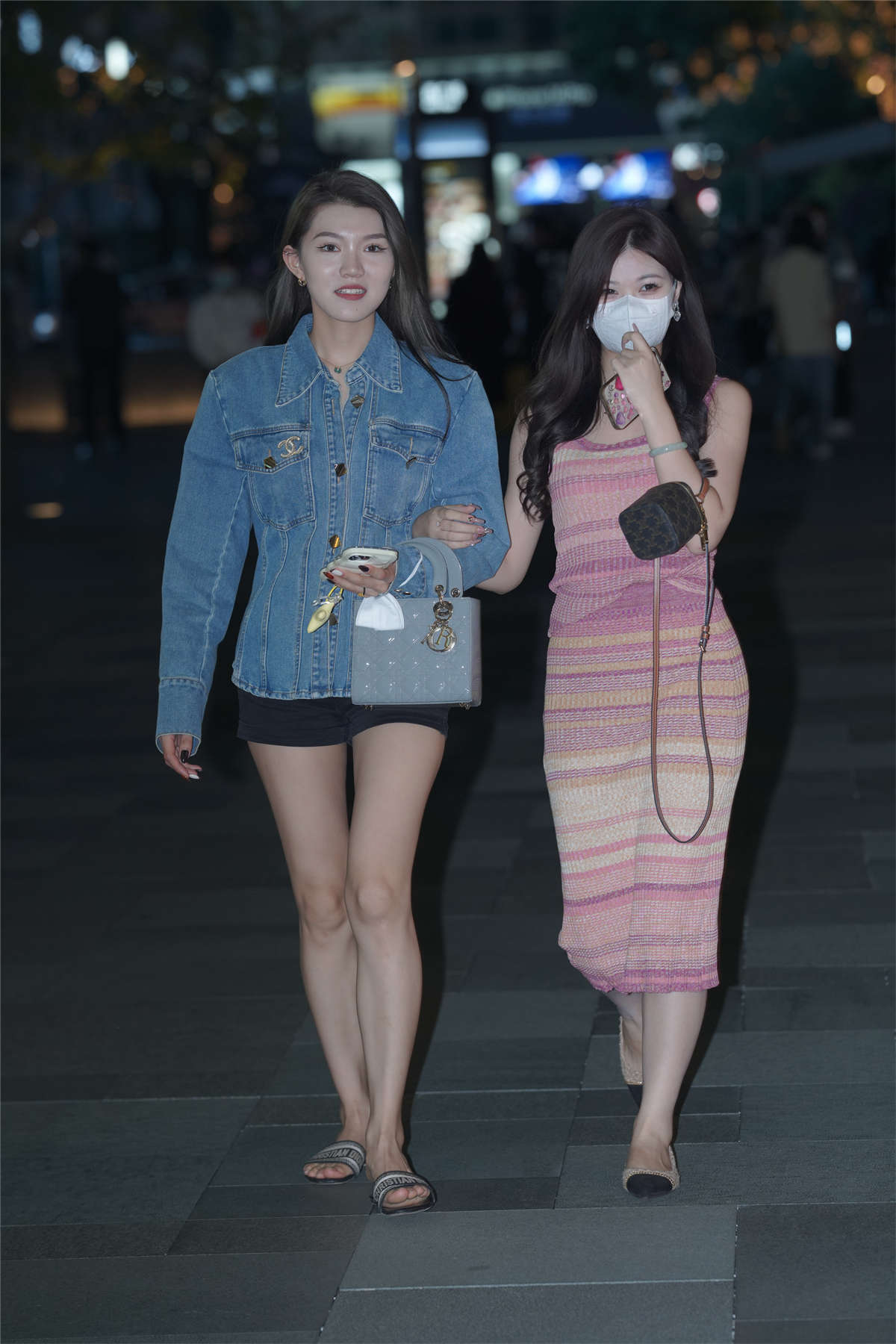 青春靓丽牛仔装-日更街拍