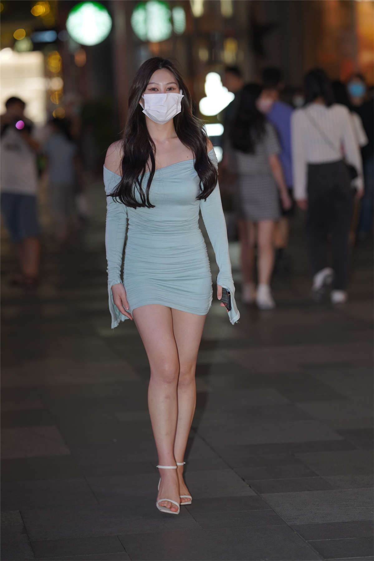 图片[2]-蓝色修身裙-日更街拍
