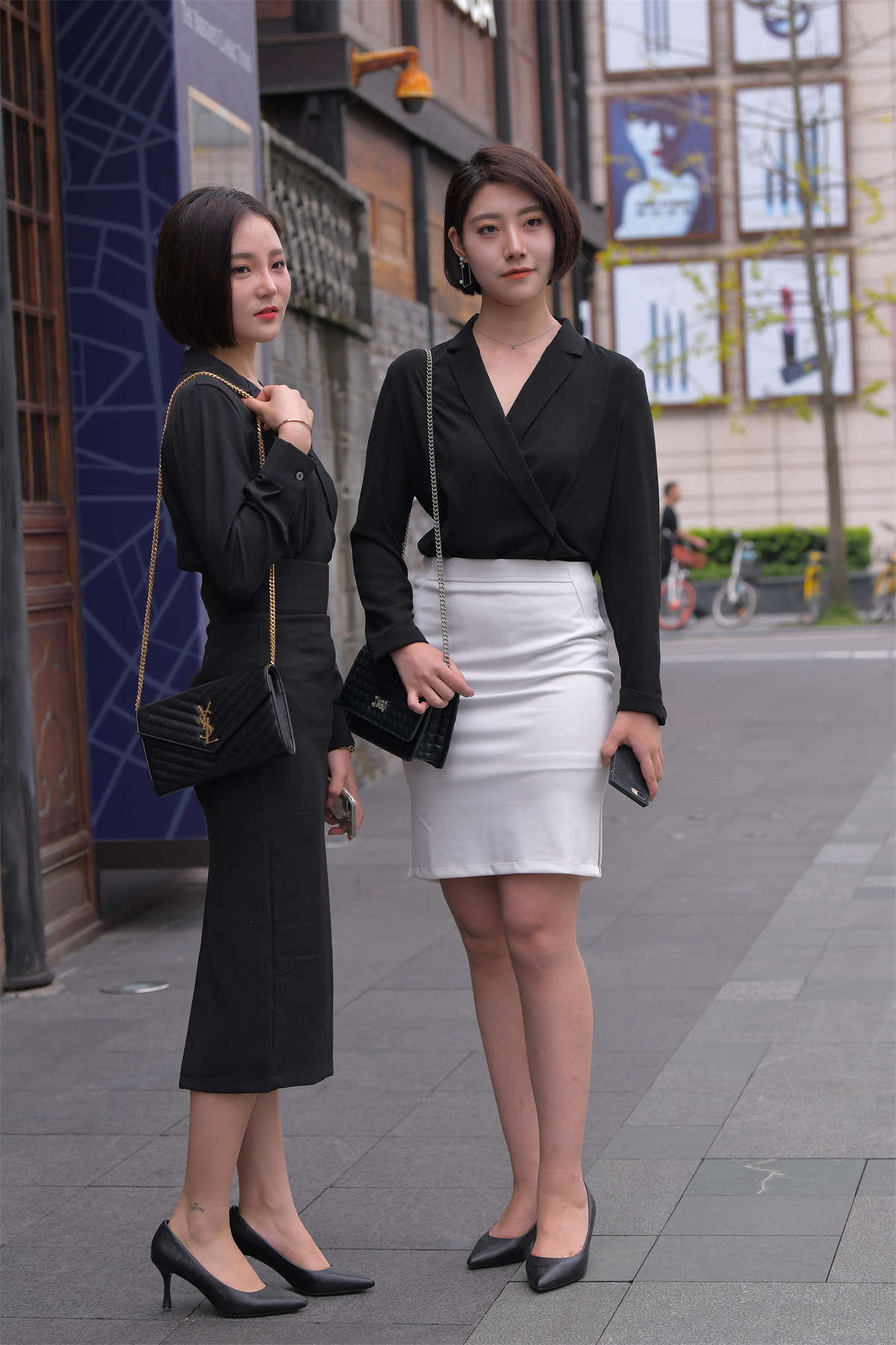 魂魂街拍作品 – 美腿高跟姐妹花-日更街拍