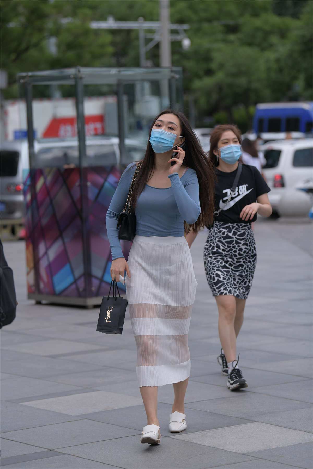 红石街拍作品 – 蓝色性感-日更街拍