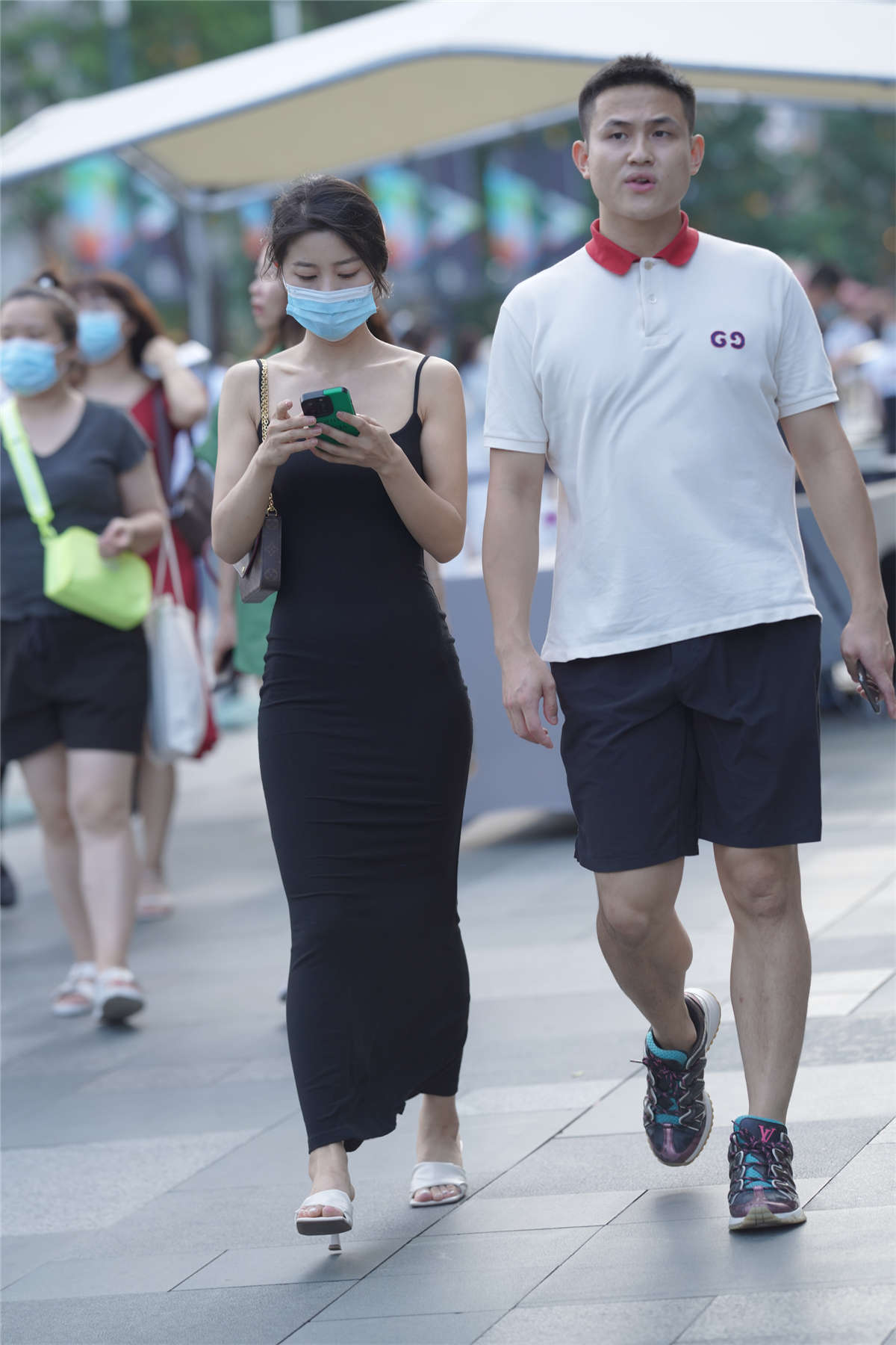 图片[2]-极品身材女友-日更街拍