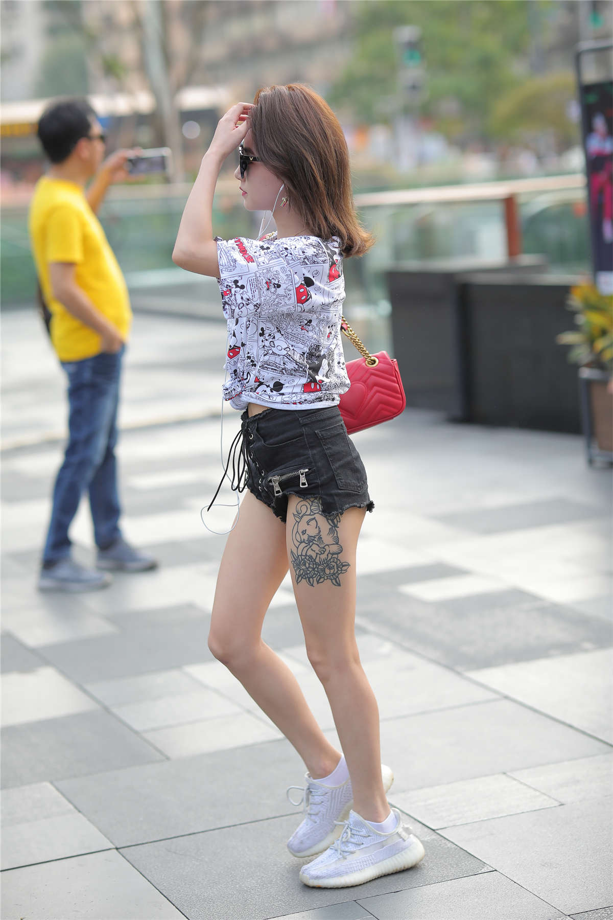 图片[2]-凯恩街拍作品 – 尽显清纯可爱-日更街拍