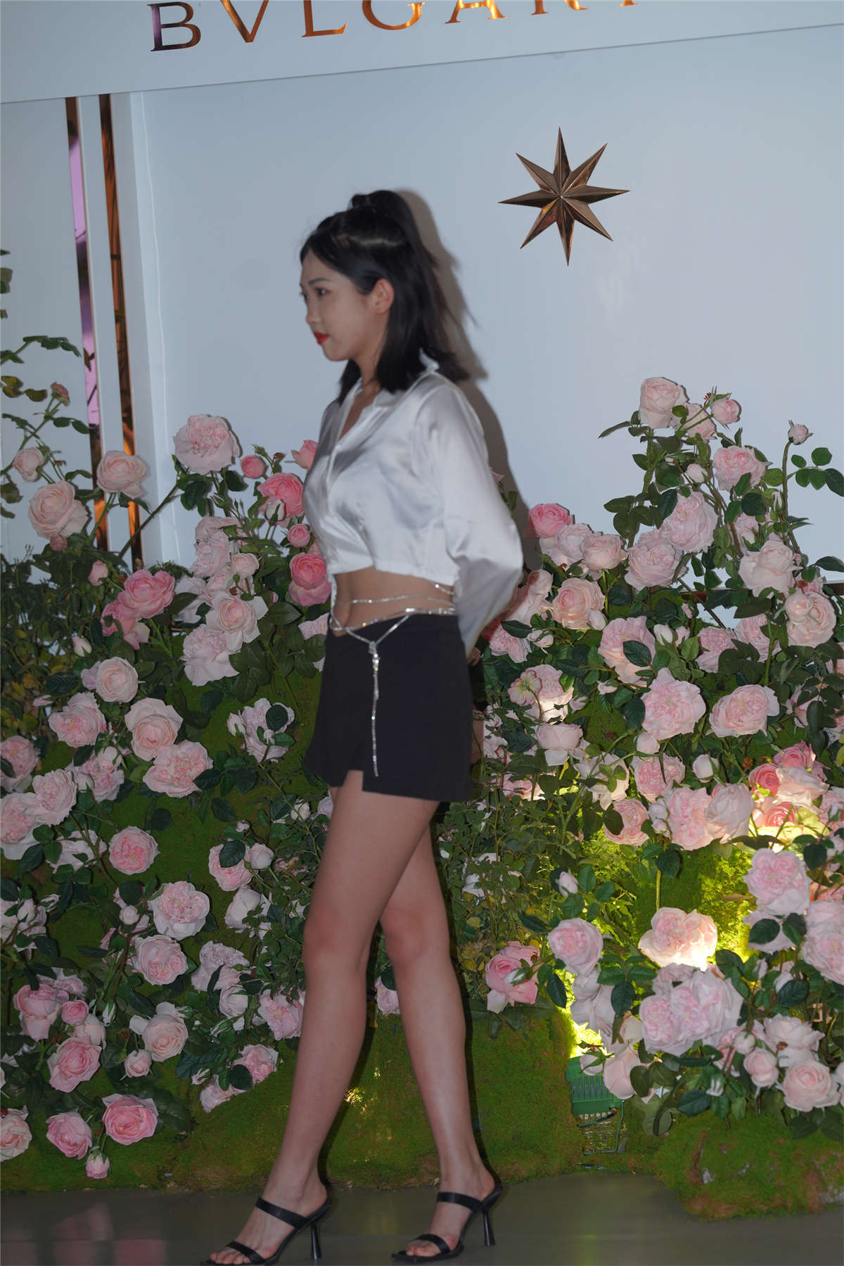 图片[2]-黑白搭配高跟-日更街拍