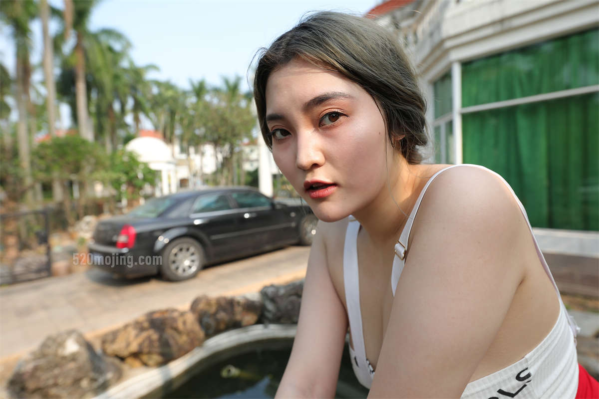 图片[2]-[魔镜原创摄影]丰满美女骑单车高清图集-日更街拍