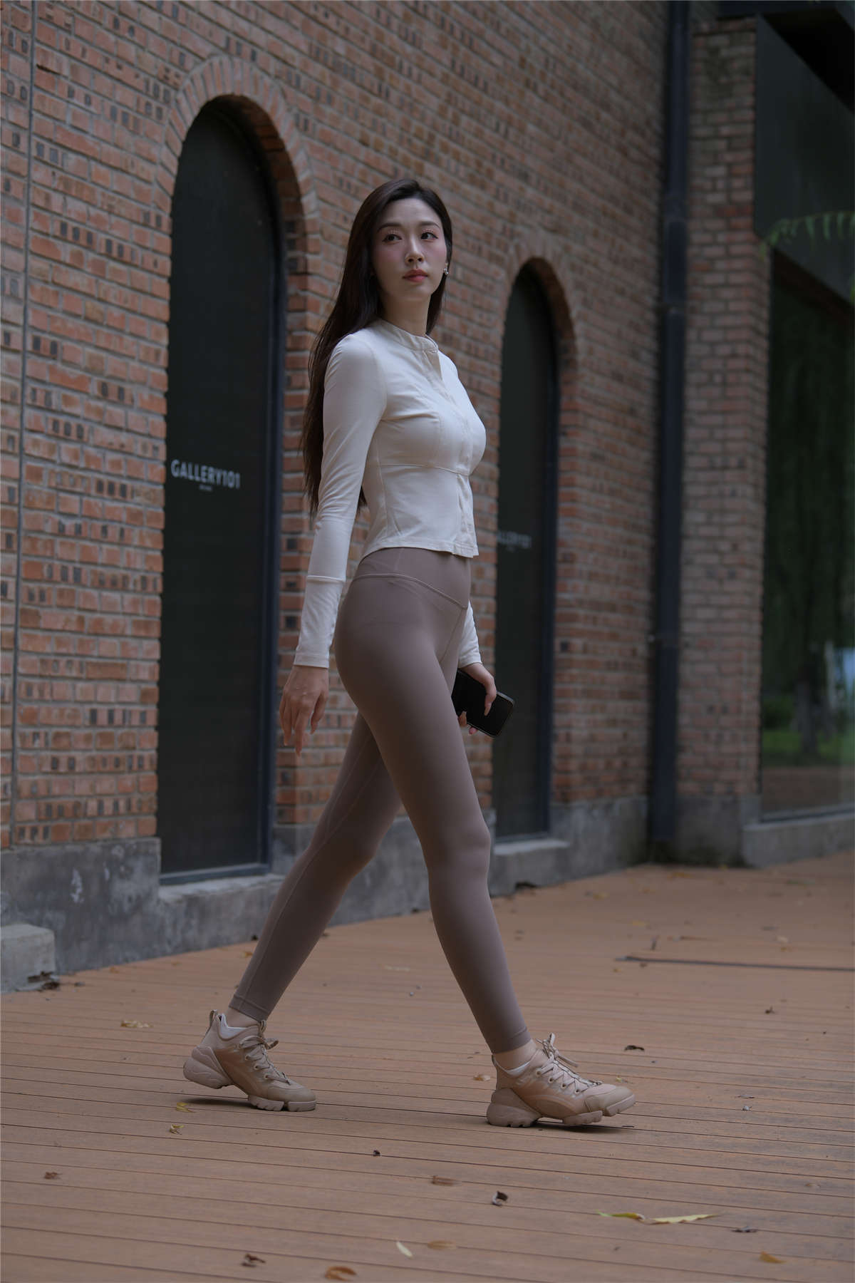 图片[2]-[魔镜原创摄影] 一始街拍作品 翻涌成夏-日更街拍