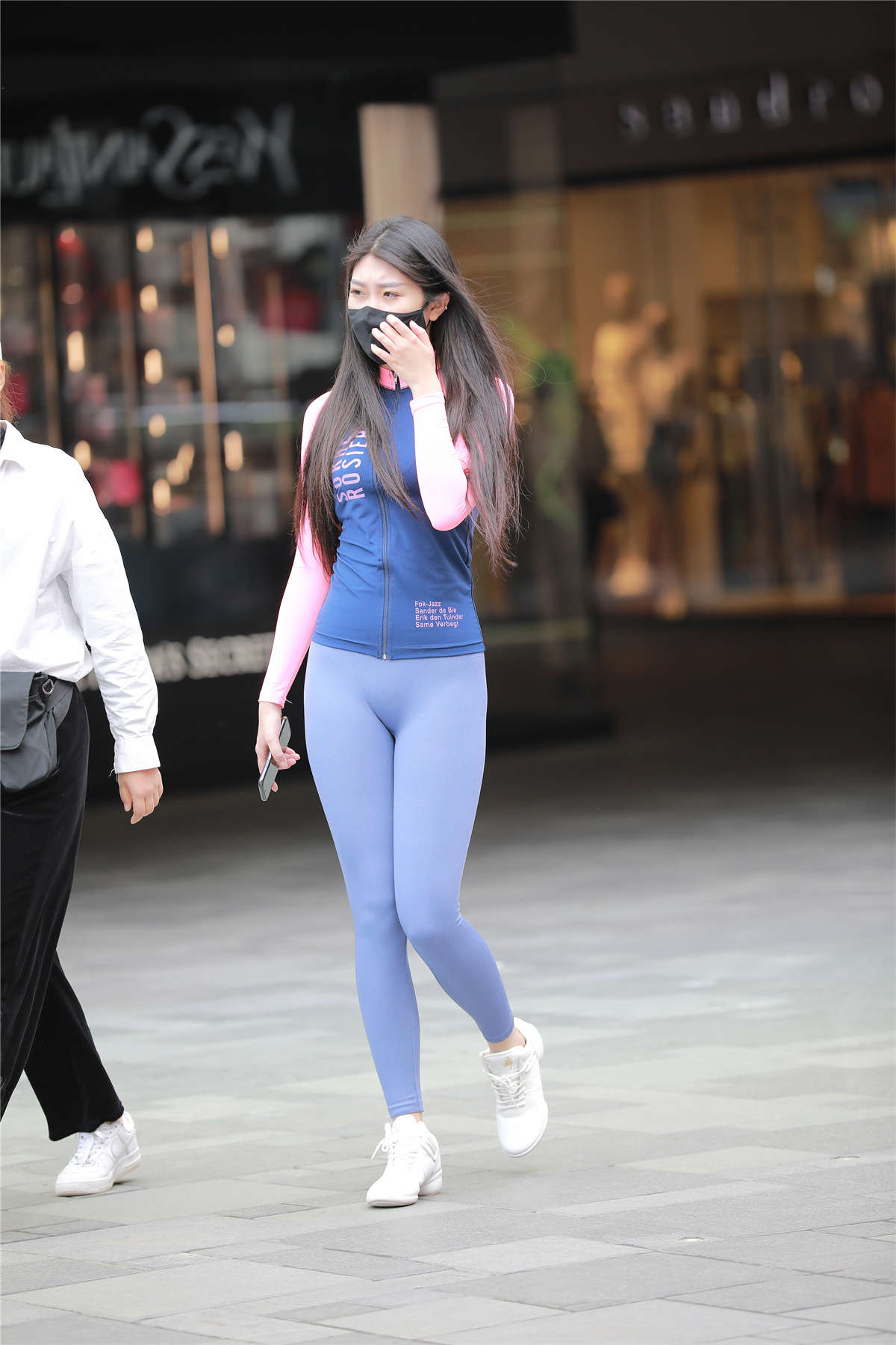 [魔镜原创摄影]蓝色瑜伽裤小姐姐插图1