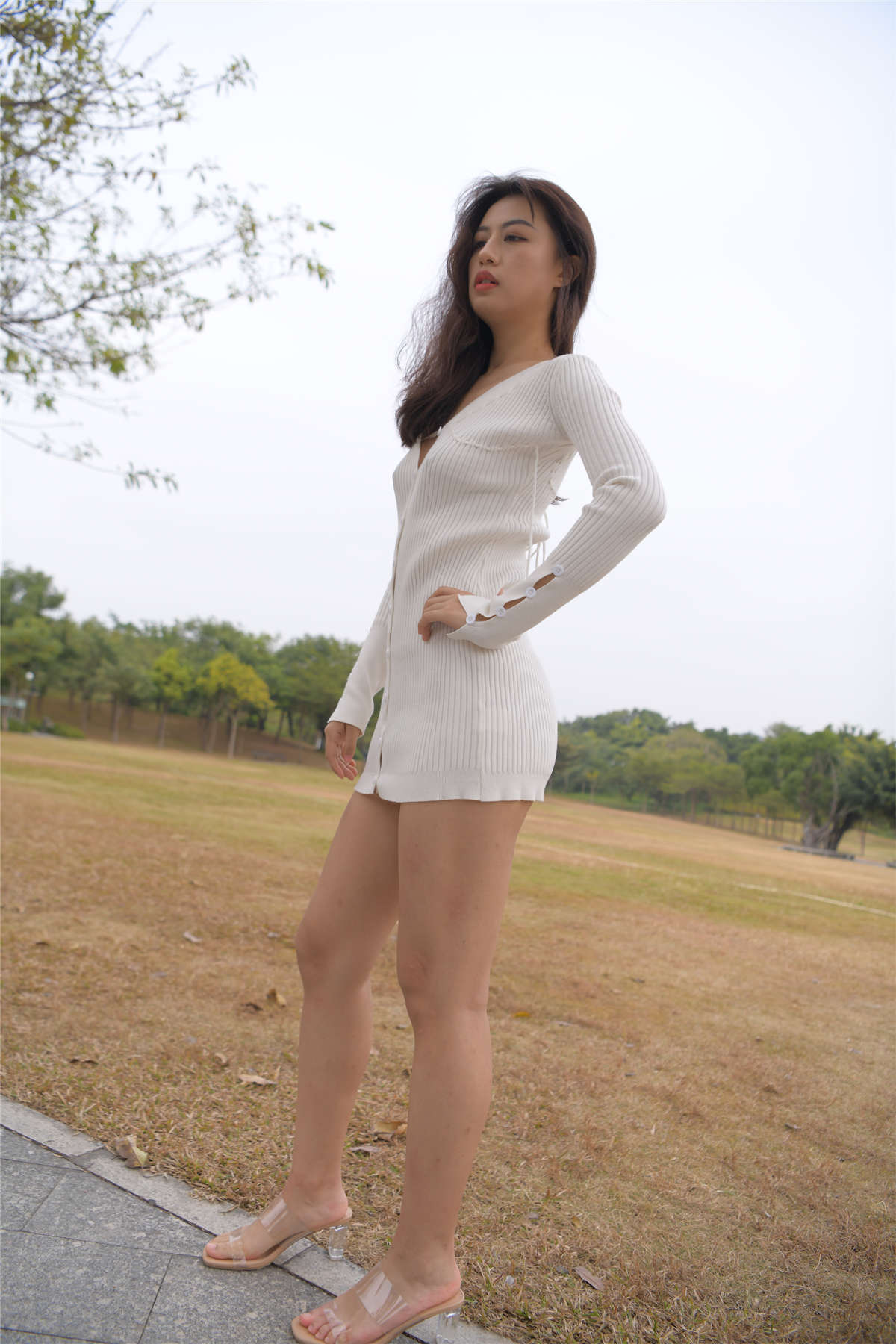 图片[2]-[魔镜原创摄影]红石摄影作品 白裙女孩-日更街拍