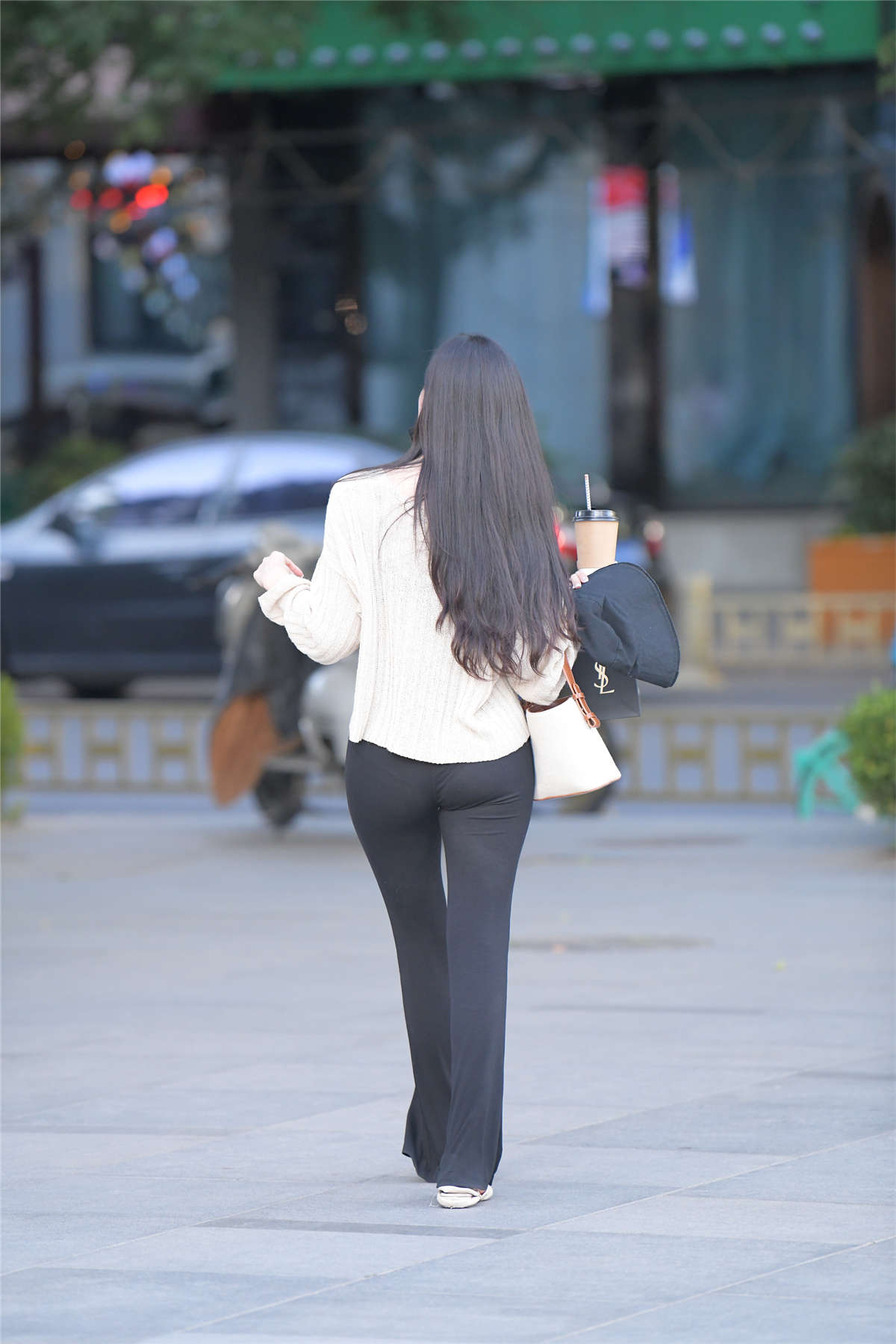 图片[2]-红石街拍作品 – 一只白狐-日更街拍