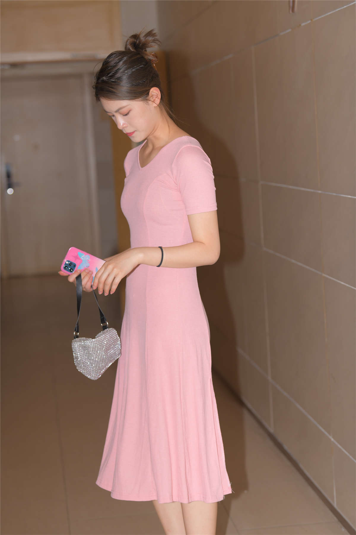 图片[2]-[魔镜原创摄影]一始街拍作品 长裙美女-日更街拍