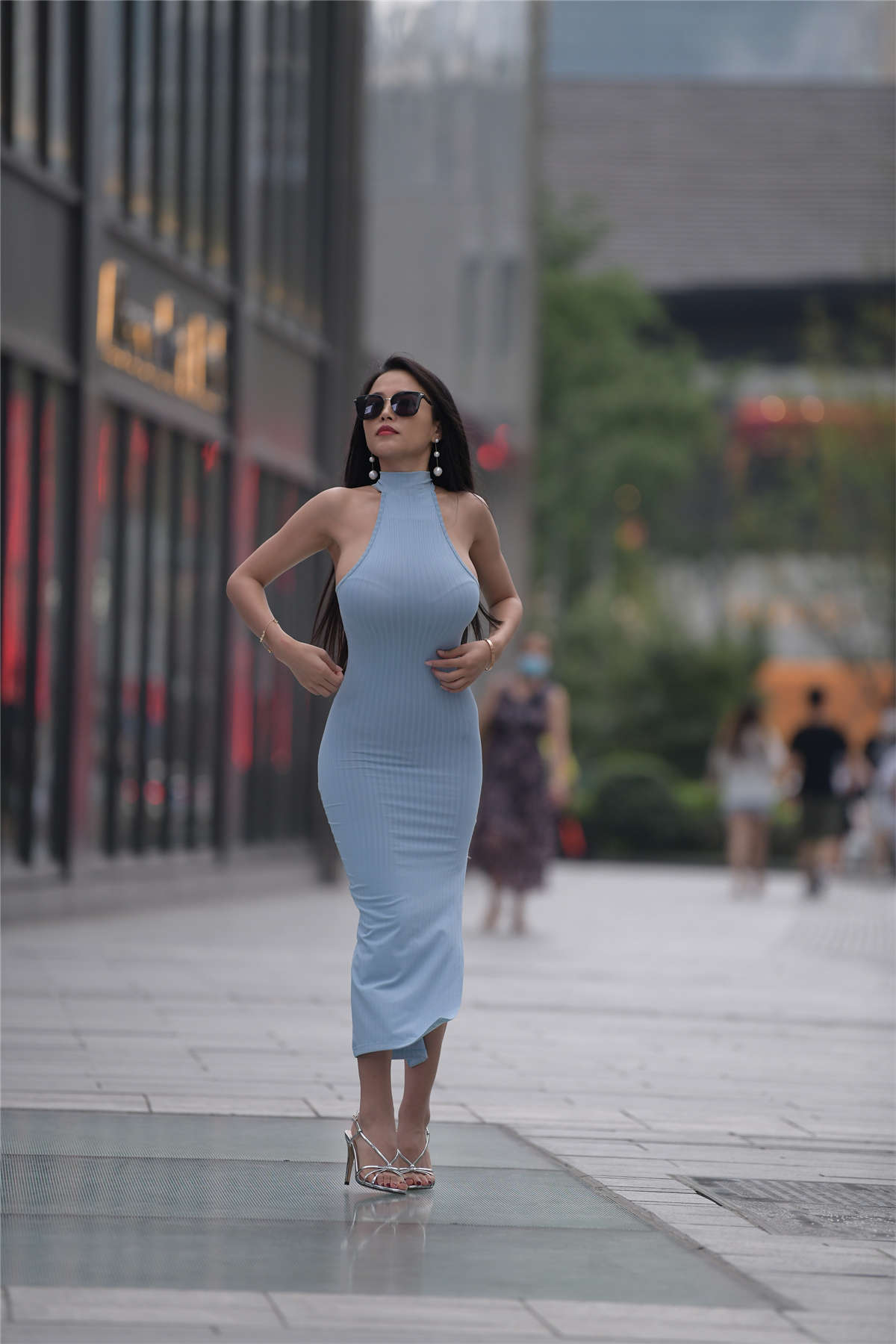 图片[2]-[魔镜原创摄影]前凸后翘极品身材性感美女-日更街拍