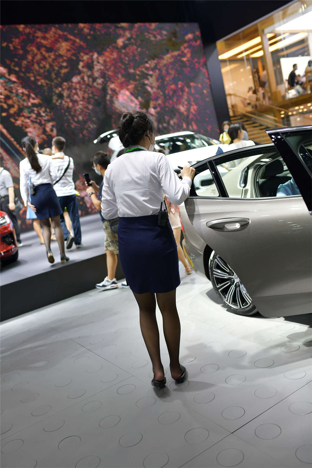 图片[2]-[魔镜原创摄影]摄神街拍作品 2020.7.25成都国际车展-日更街拍