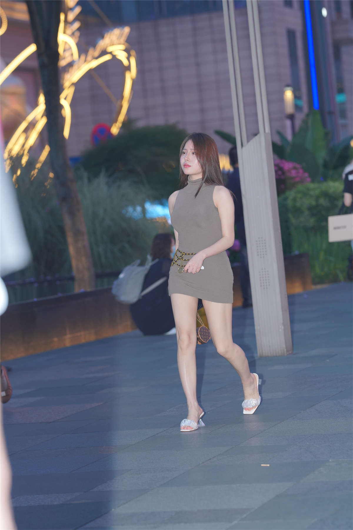 图片[2]-迷人的身材-日更街拍