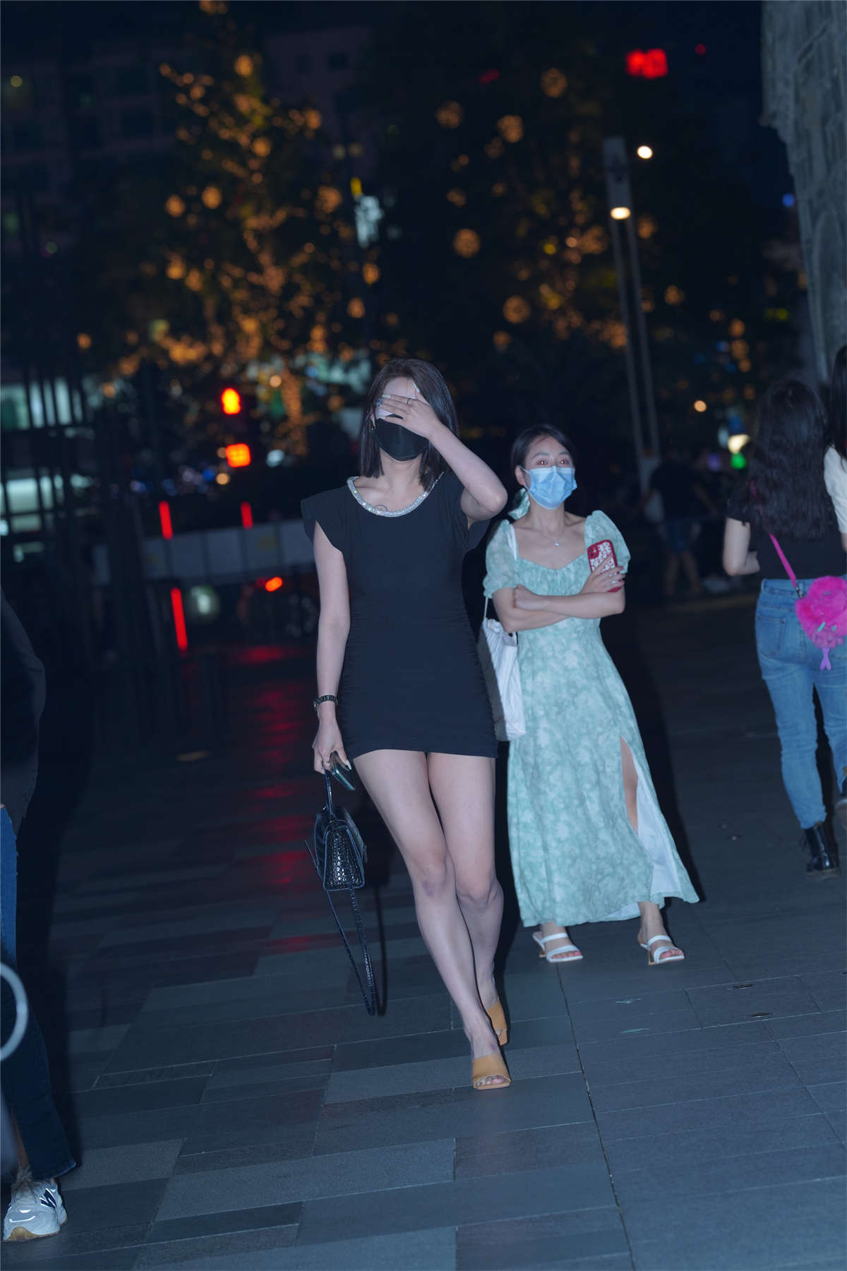 图片[2]-妖娆身姿-日更街拍