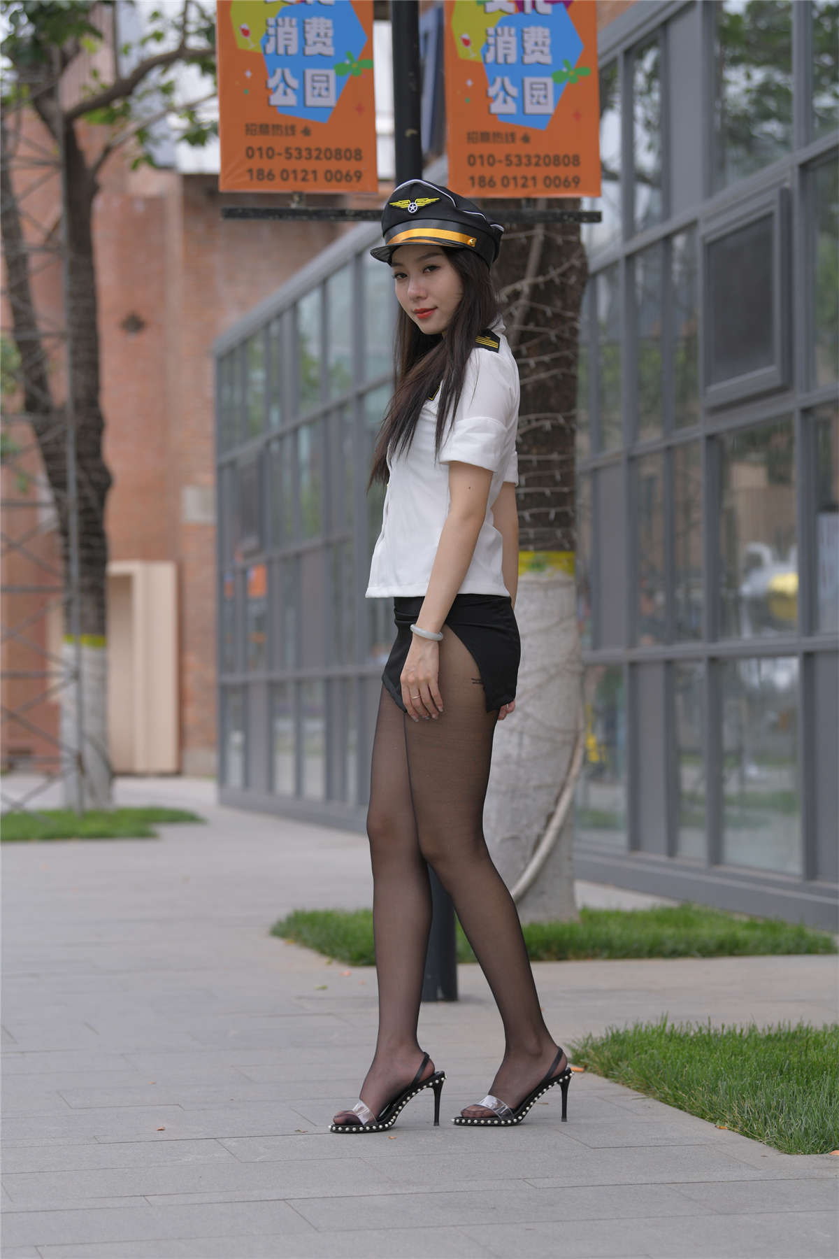 图片[2]-[魔镜原创摄影]一始街拍作品 – 北蒙岛的雨季-日更街拍