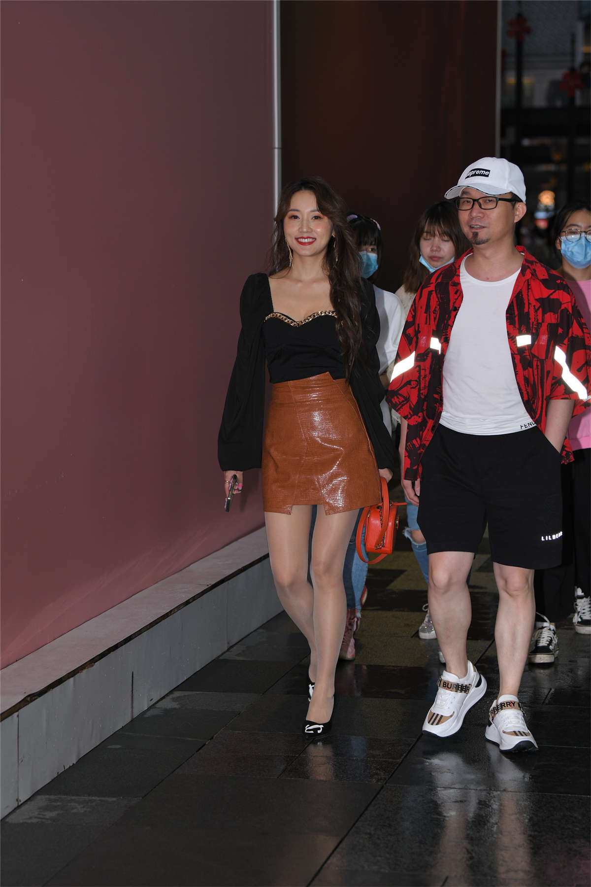 图片[2]-皮短裙高跟丝袜-日更街拍